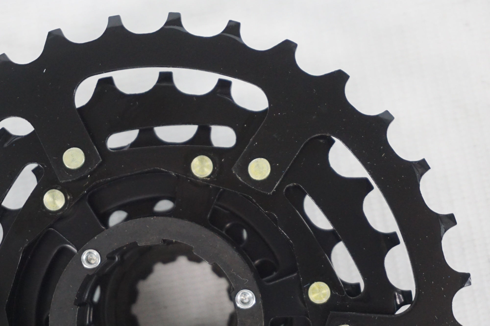 SHIMANO 「シマノ」 CS-HG200 7s 12-32T スプロケット / 阪急塚口店