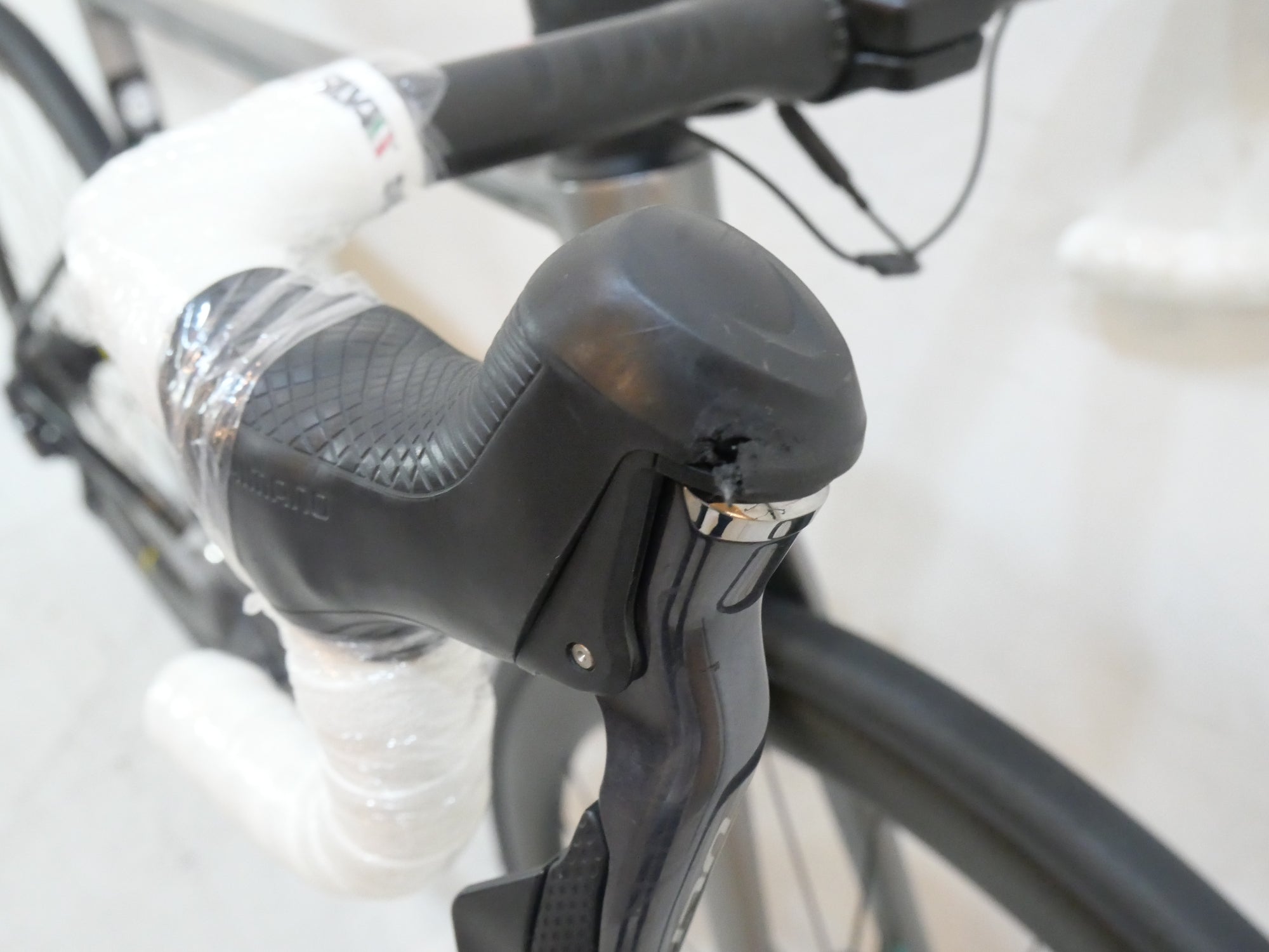 FOCUS 「フォーカス」 IZALCO MAX DISC 9 ULTEGRA Di2 2020年モデル