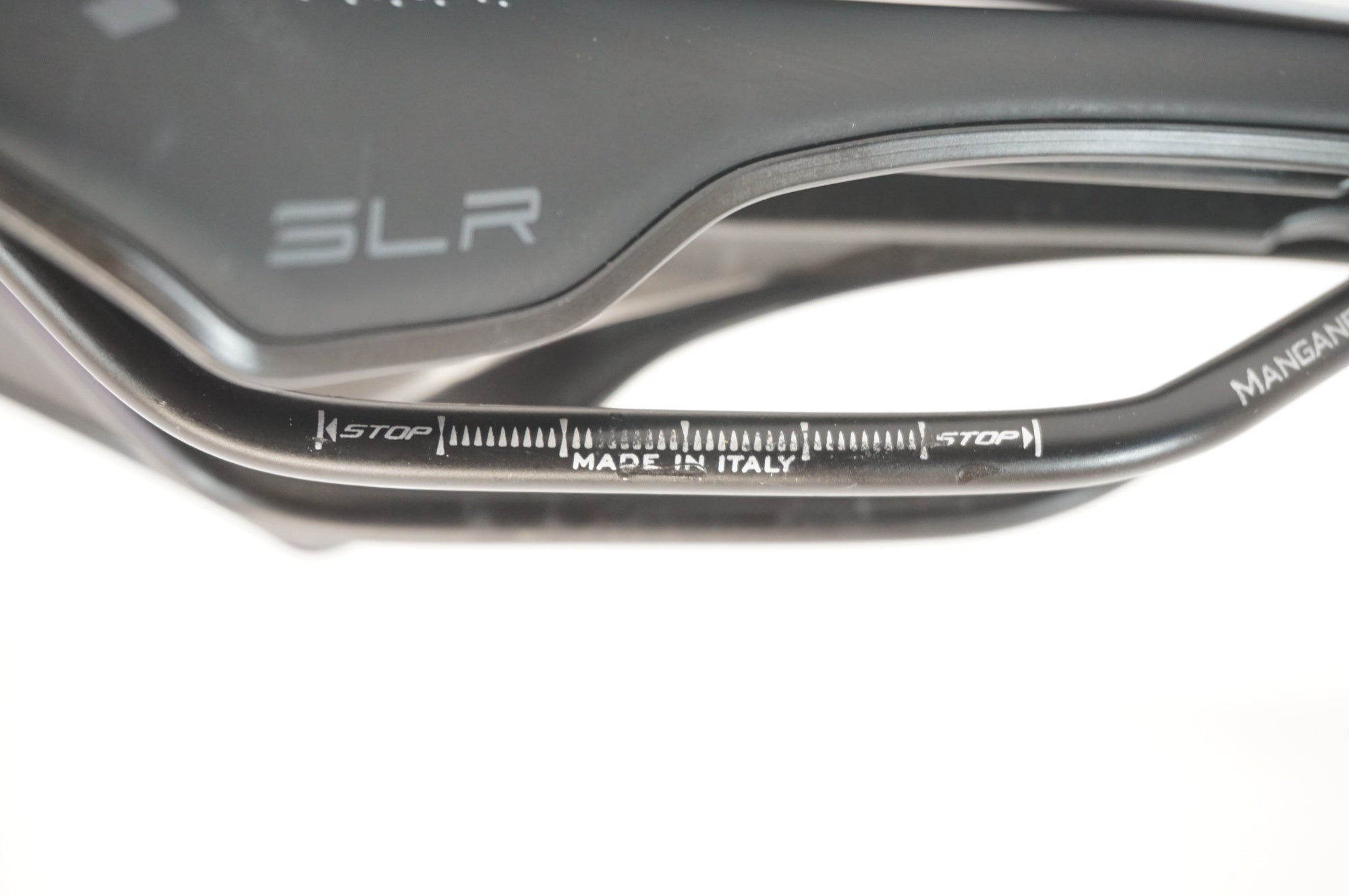 SELLE ITALIA 「セライタリア」 SLR SUPERFLOW サドル / 宇都宮店