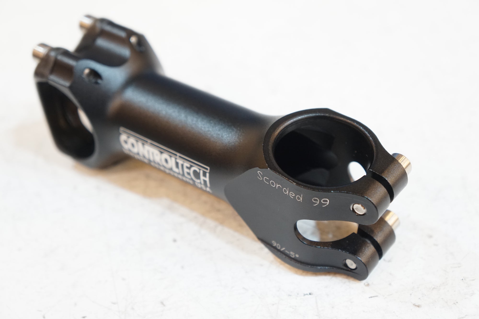 CONTROLTECH 「コントロールテック」 SCORDED 99 -5° 90mm φ31.8 ステム / バイチャリ浦和ベース