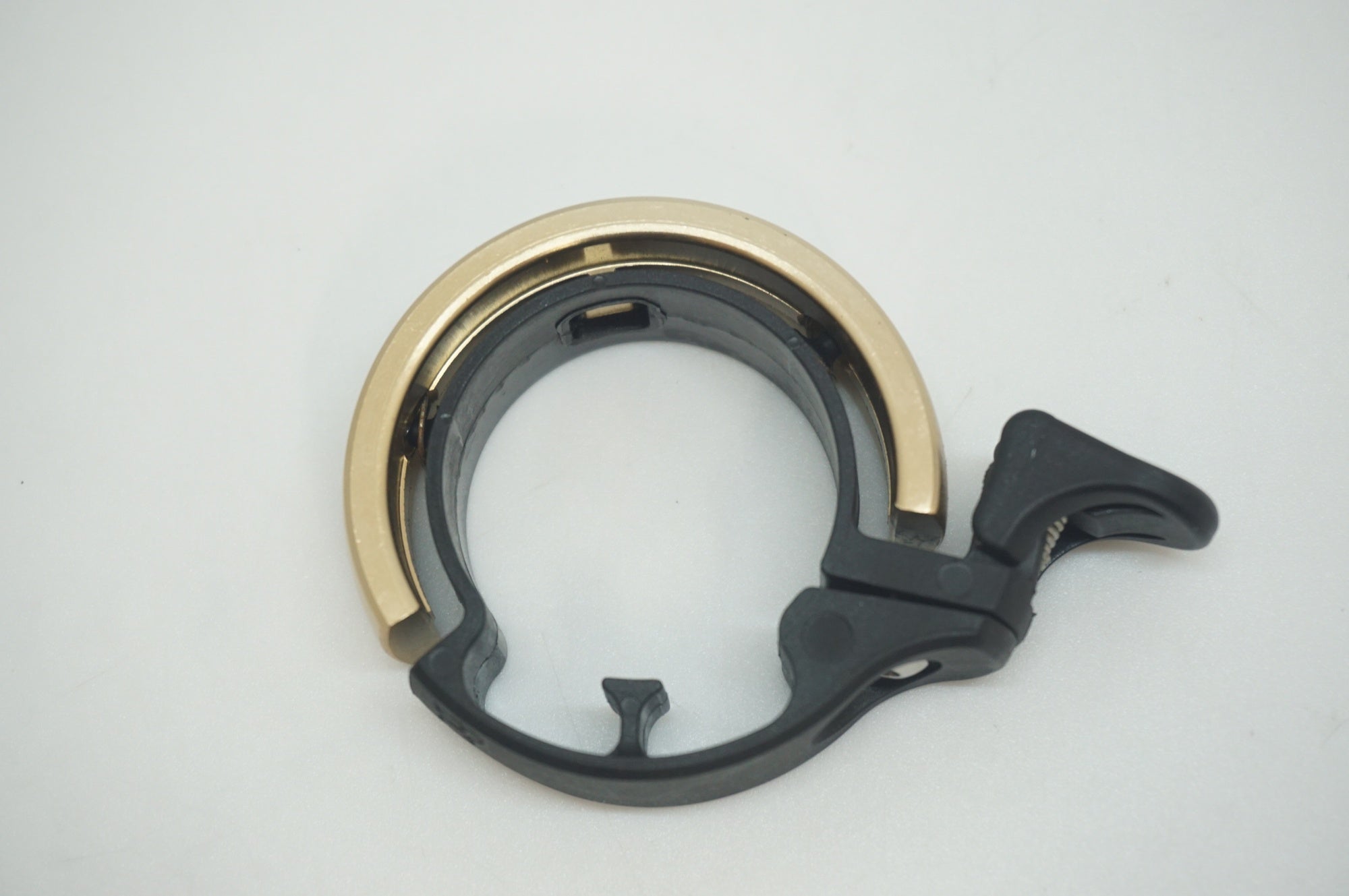 KNOG 「ノグ」 OI ベル / 福岡店