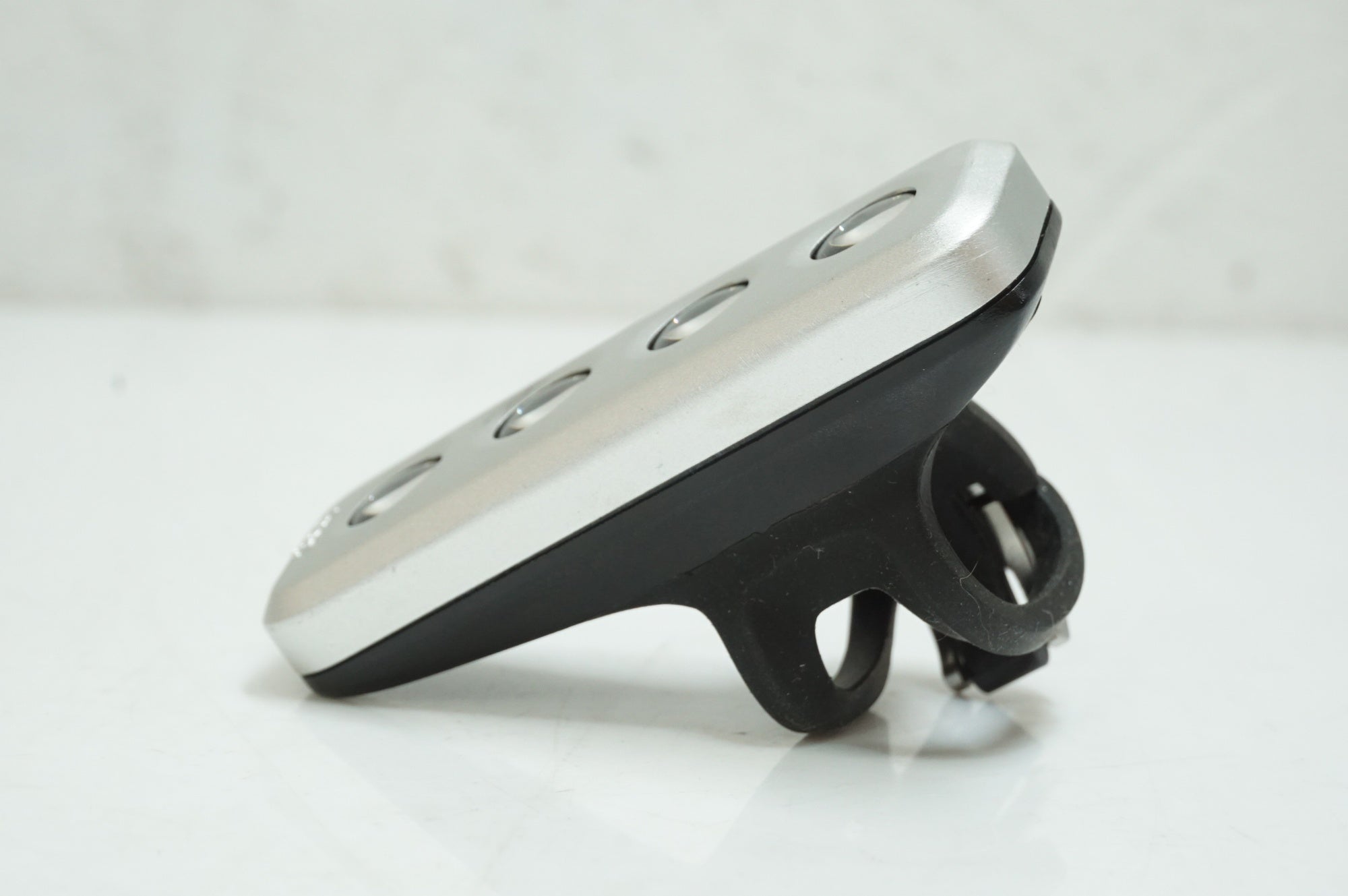 KNOG 「ノグ」 BLINDER LIGHTS 4V リアライト / 大宮店