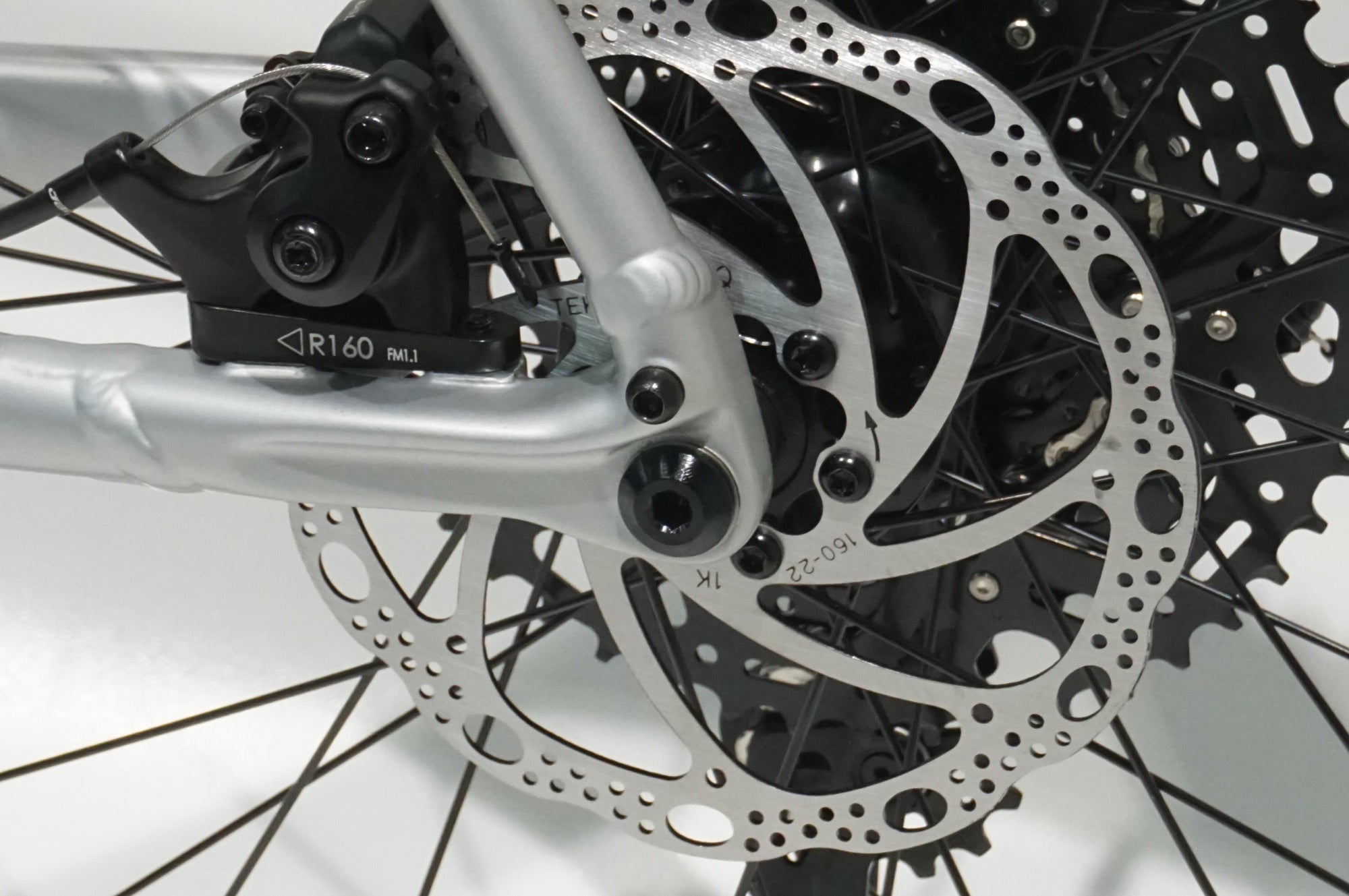 CINELLI 「チネリ」 ZYDECO SILVER BOOTLEG 2024年モデル クロスバイク