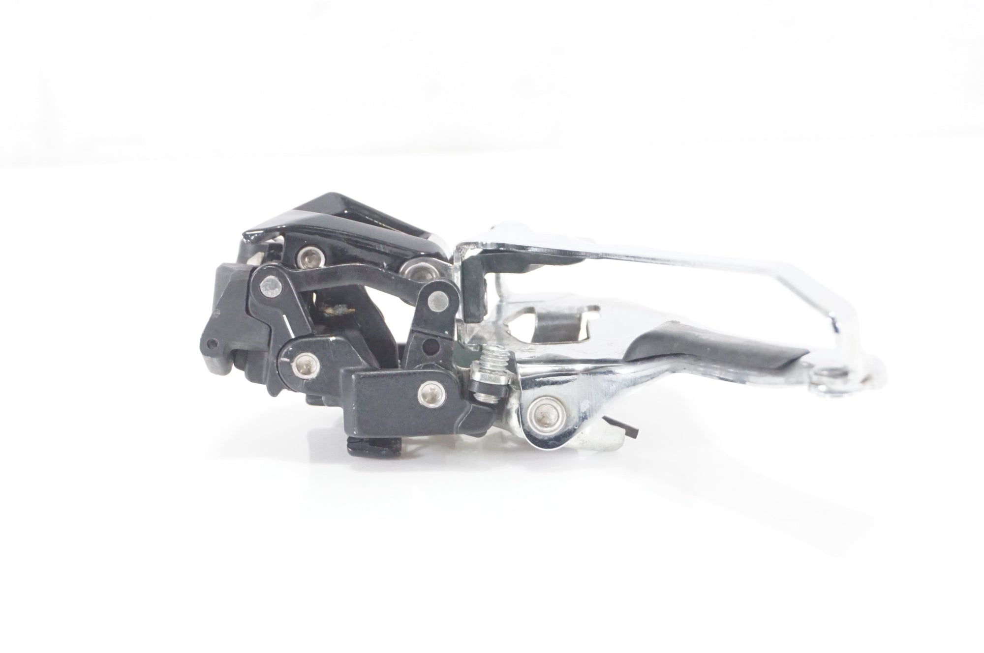 SHIMANO 「シマノ」 105 FD-R7000 フロントディレイラ― / AKIBA店