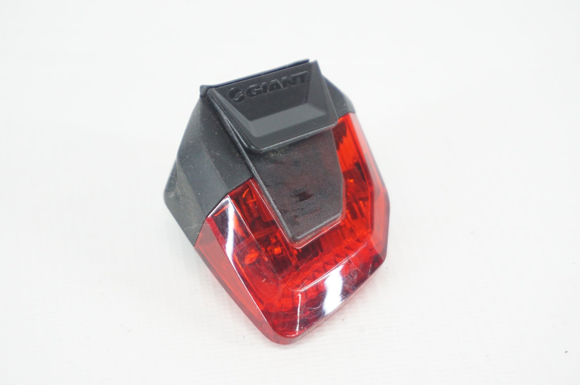 GIANT 「ジャイアント」 テールライト / 阪急塚口店