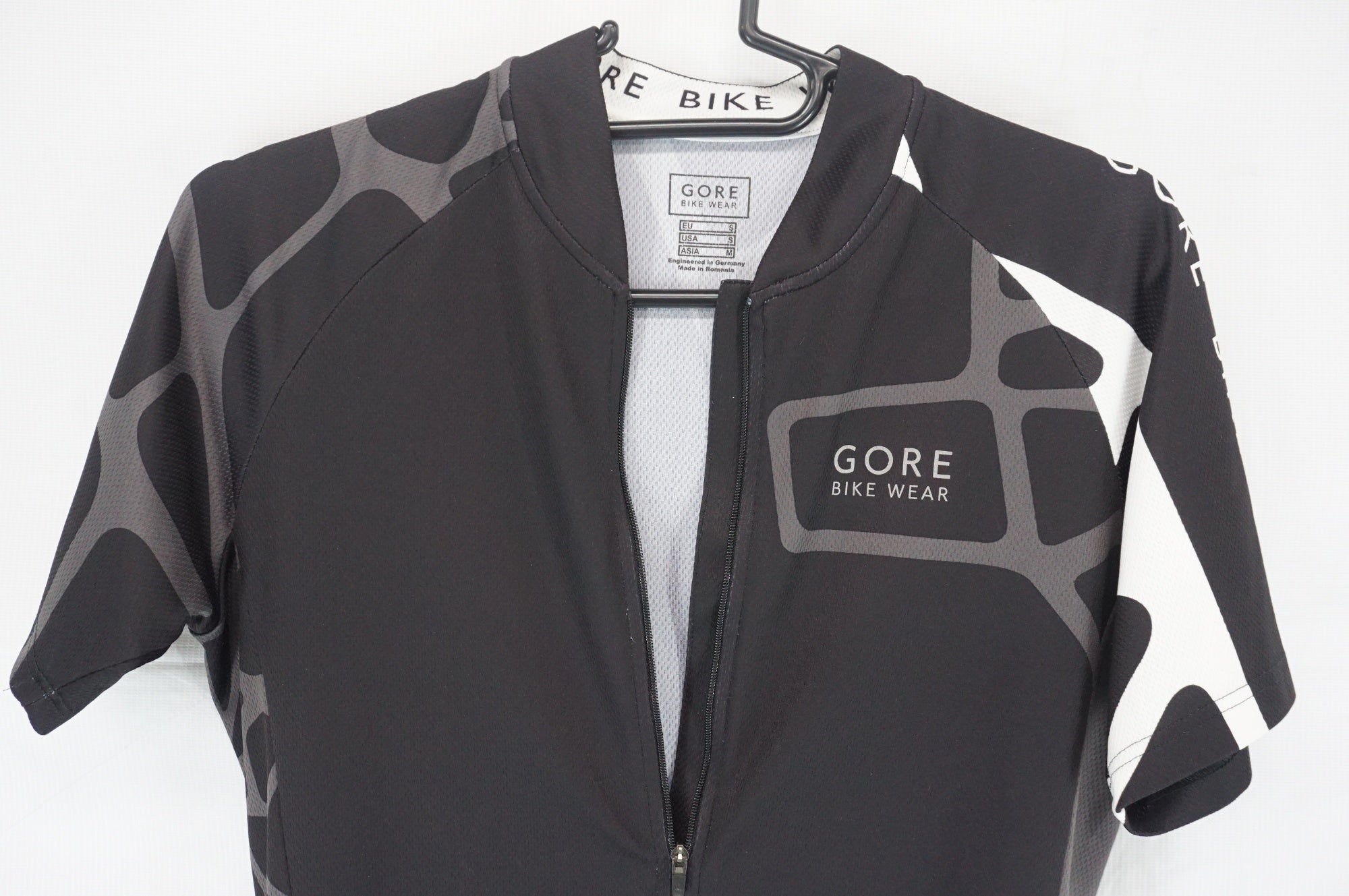 GORE WEAR 「ゴアウェア」 Mサイズ ジャージ / 阪急塚口店