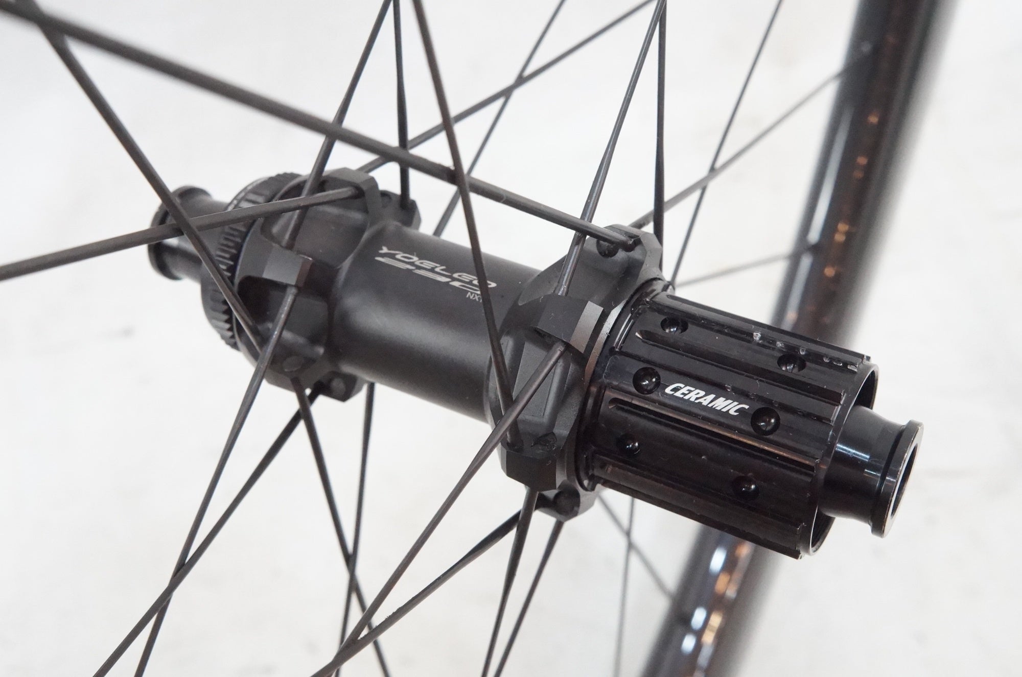 YOELEO 「ヨーレオ」 SAT C50 DB PRO NXT SHIMANO / SRAM 11s ホイールセット / バイチャリ浦和ベース