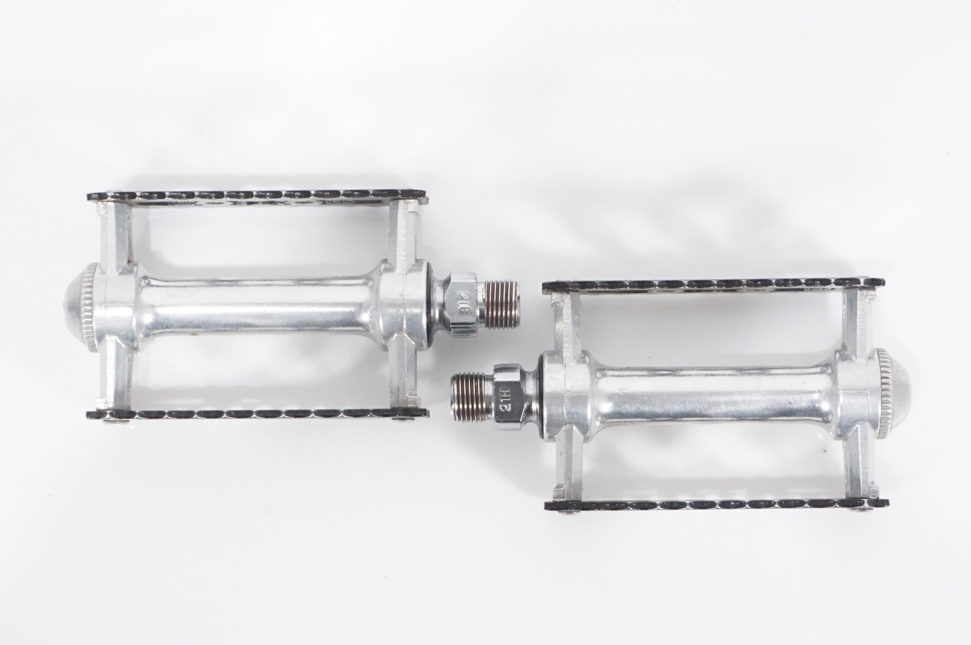 MKS 「ミカシマ」 SYLVAN TOURING ペダル / AKIBA店 ｜ バイチャリ公式