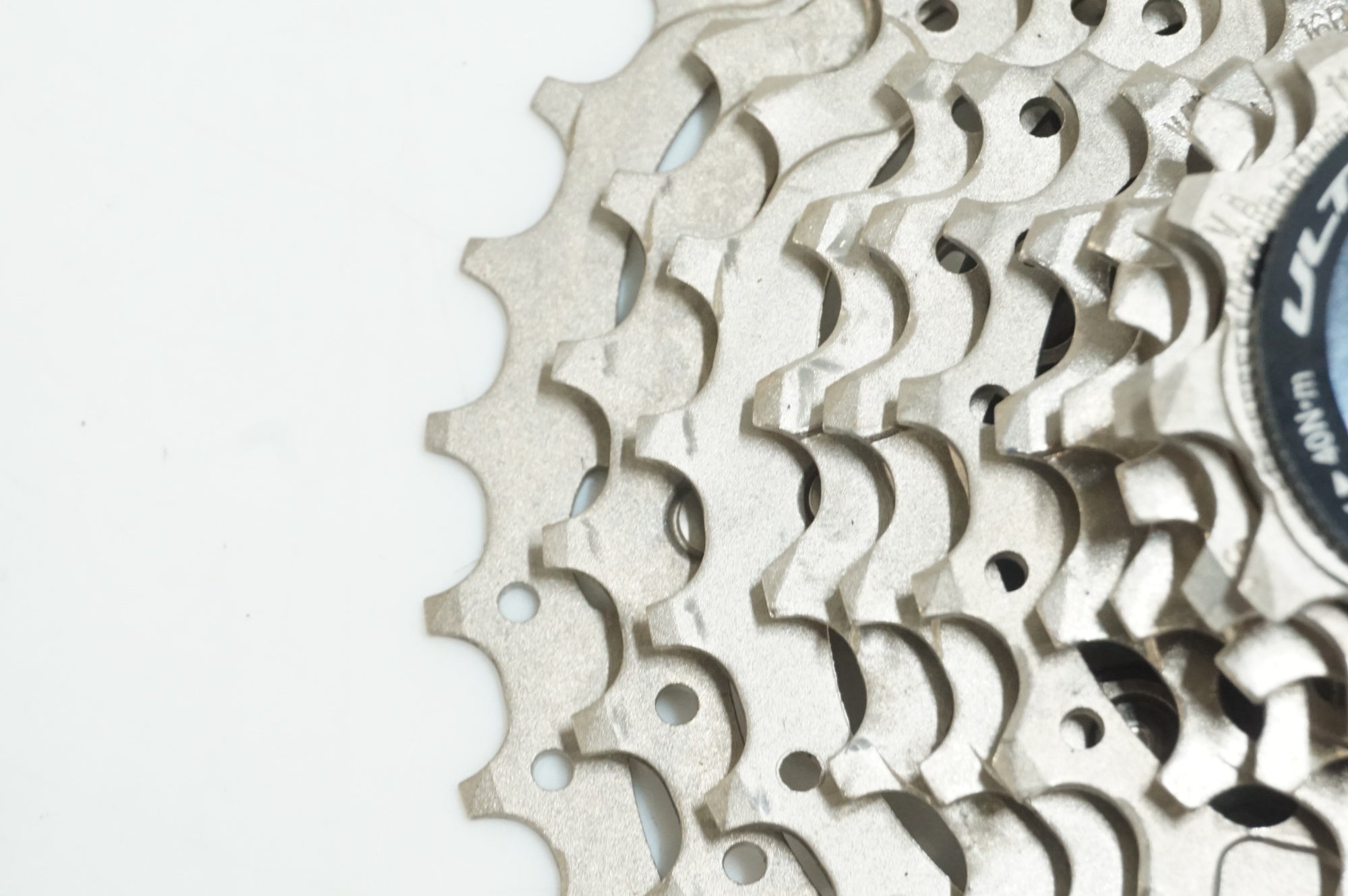 SHIMANO 「シマノ」 ULTEGRA CS-R8000 11-32T スプロケット