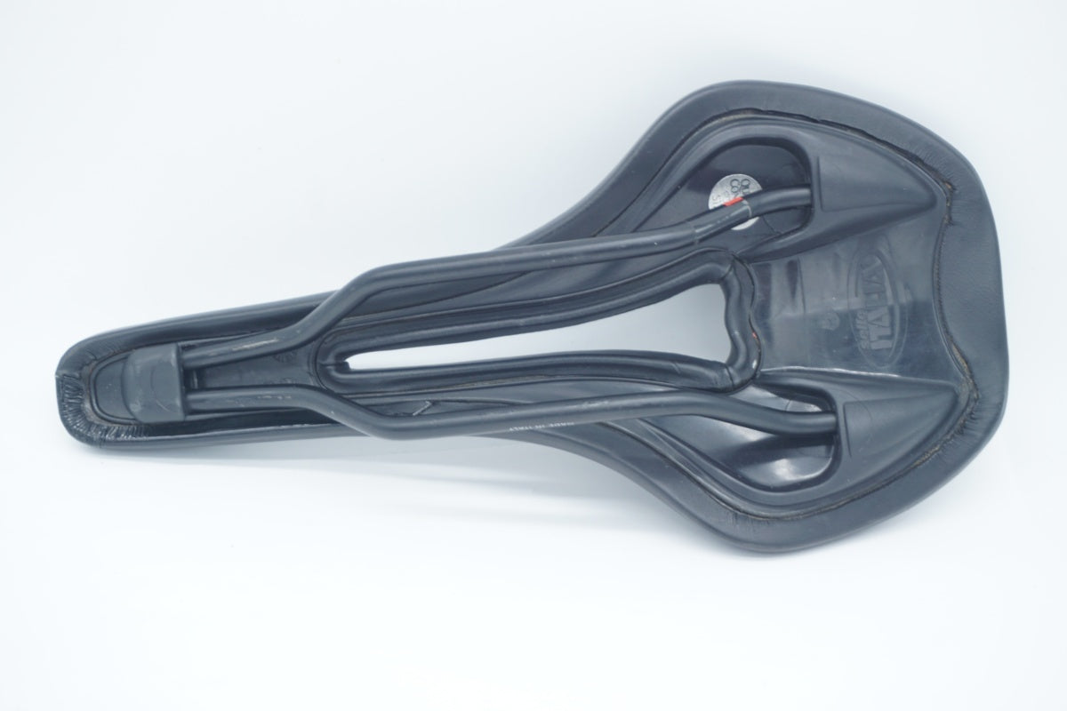 SELLE ITALIA 「セラ イタリア」 XR GEL FLOW サドル/ 滋賀大津店