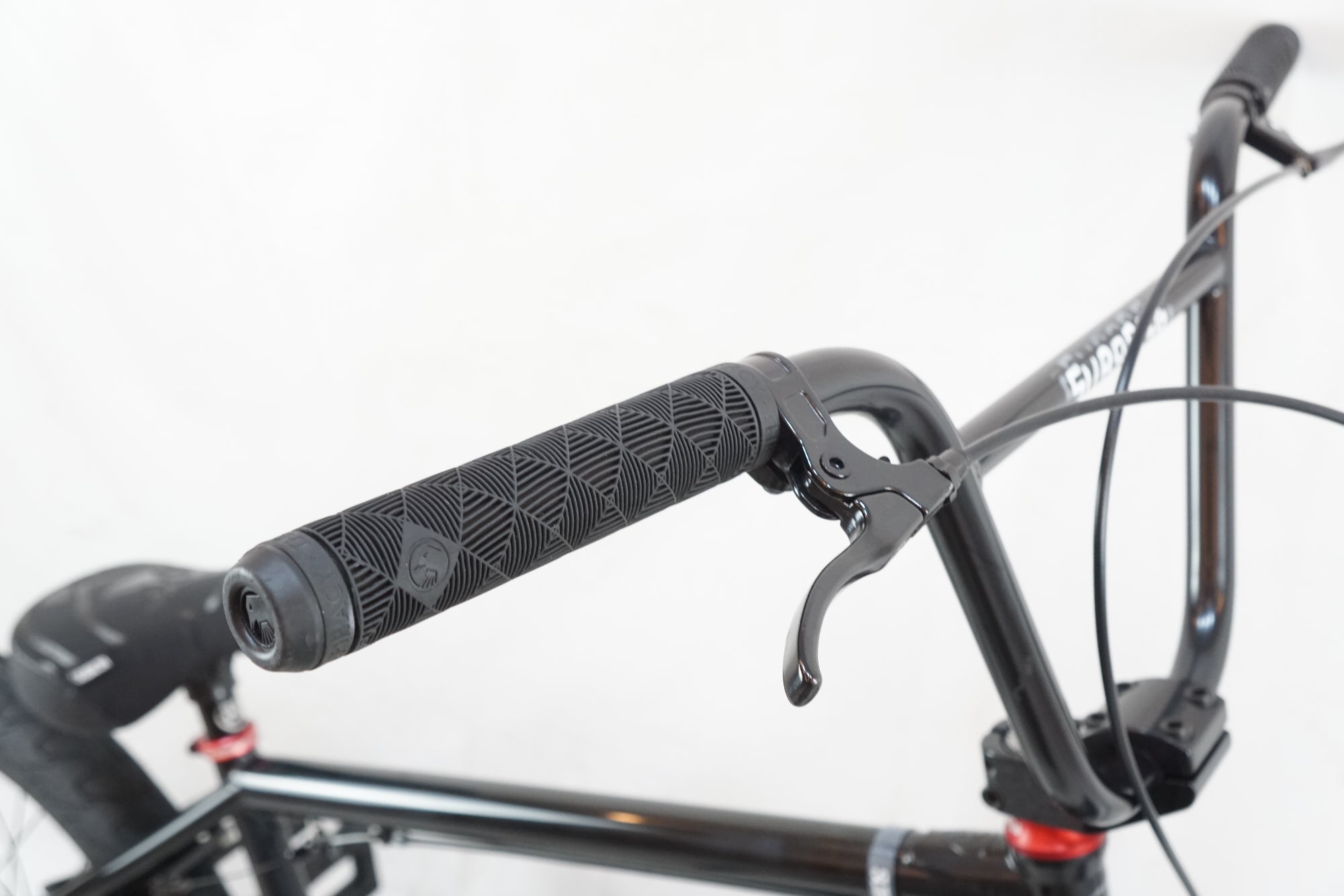 SUBROSA 「サブローサ」 TIRO 2024年モデル 20インチ BMX / バイチャリ浦和ベース