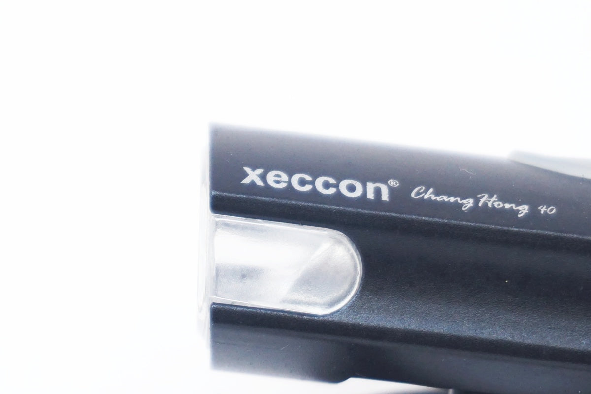 XECCON 「シーコン」 フロントライト / 大阪美原北インター店
