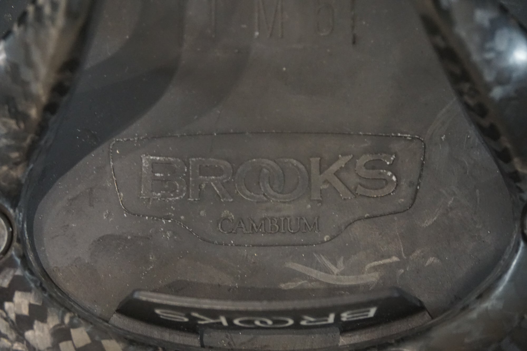 BROOKS 「ブルックス」 CAMBIUM C13 カーボンレール サドル / 横浜戸塚