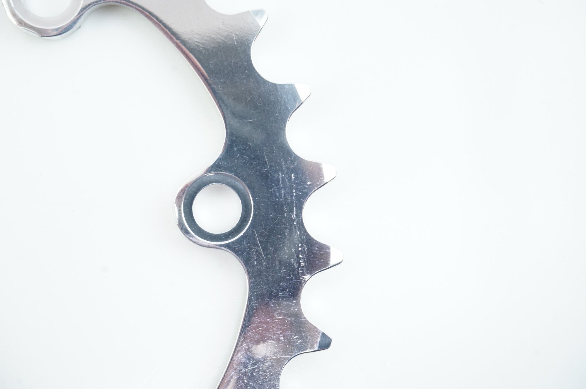 SPECIALITES TA 「スペシャリテ ティーエー」 PRO 5 VIS 28T インナーチェーンリング / 中目黒店