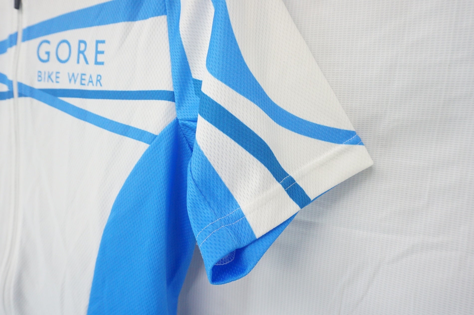 GORE WEAR 「ゴアウェア」 Mサイズ ジャージ / 阪急塚口店