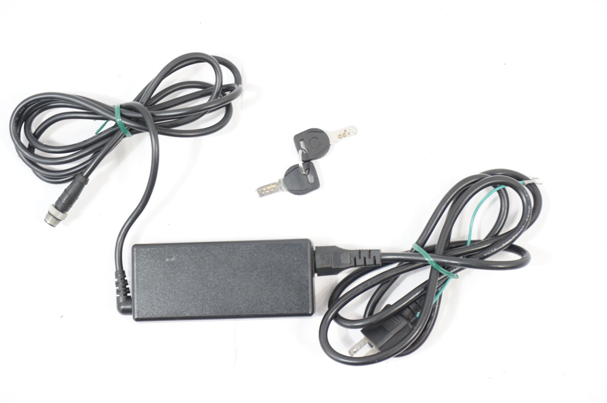 BESV 「ベスビー」 JF1 2022年モデル 電動アシスト自転車 / 世田谷店