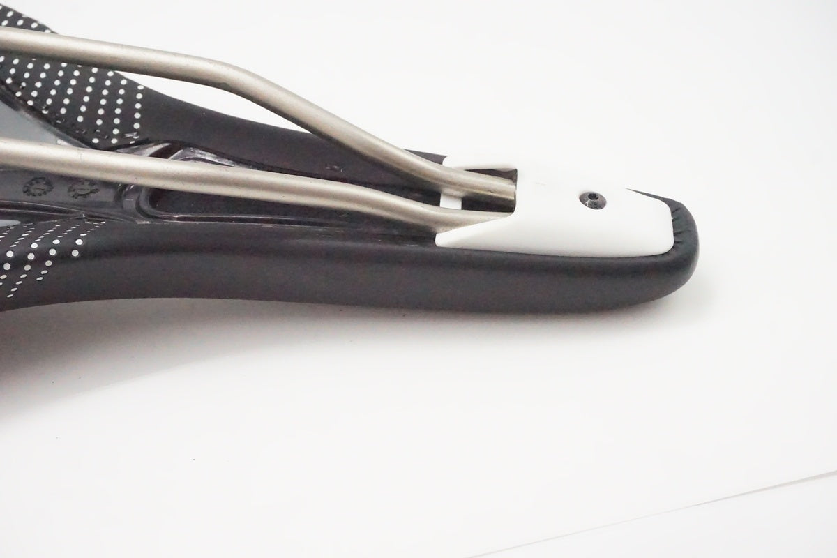 GIANT「ジャイアント」」 VL-1184 サドル/ 京都西院店