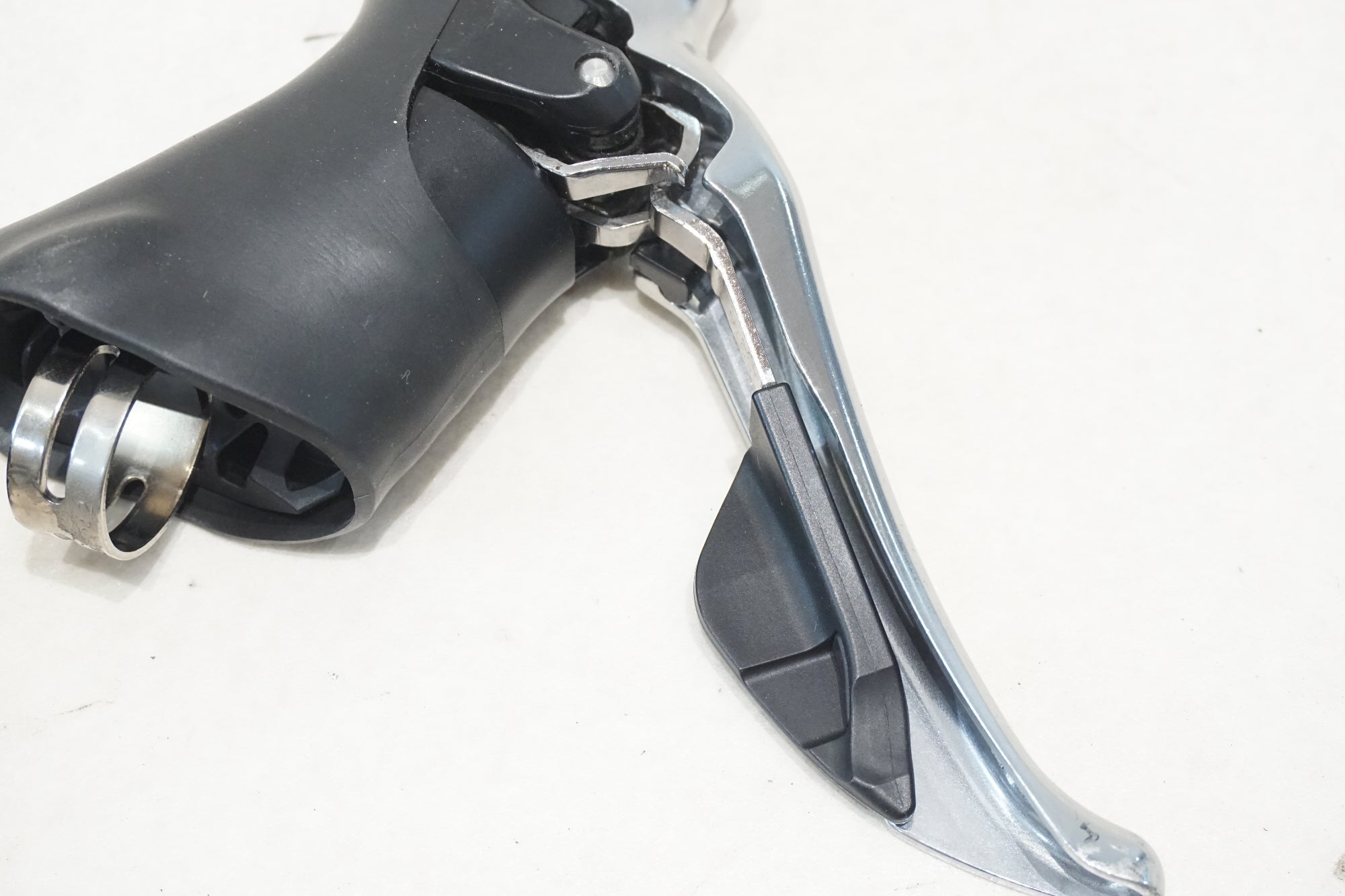 SHIMANO 「シマノ」 105 ST-5800 デュアルコントロールレバーセット