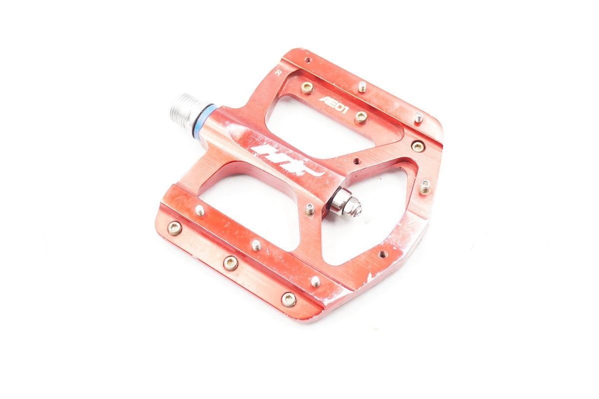 HT COMPONENTS 「エイチティーコンポーネンツ」 AE01 ペダル / 奈良店