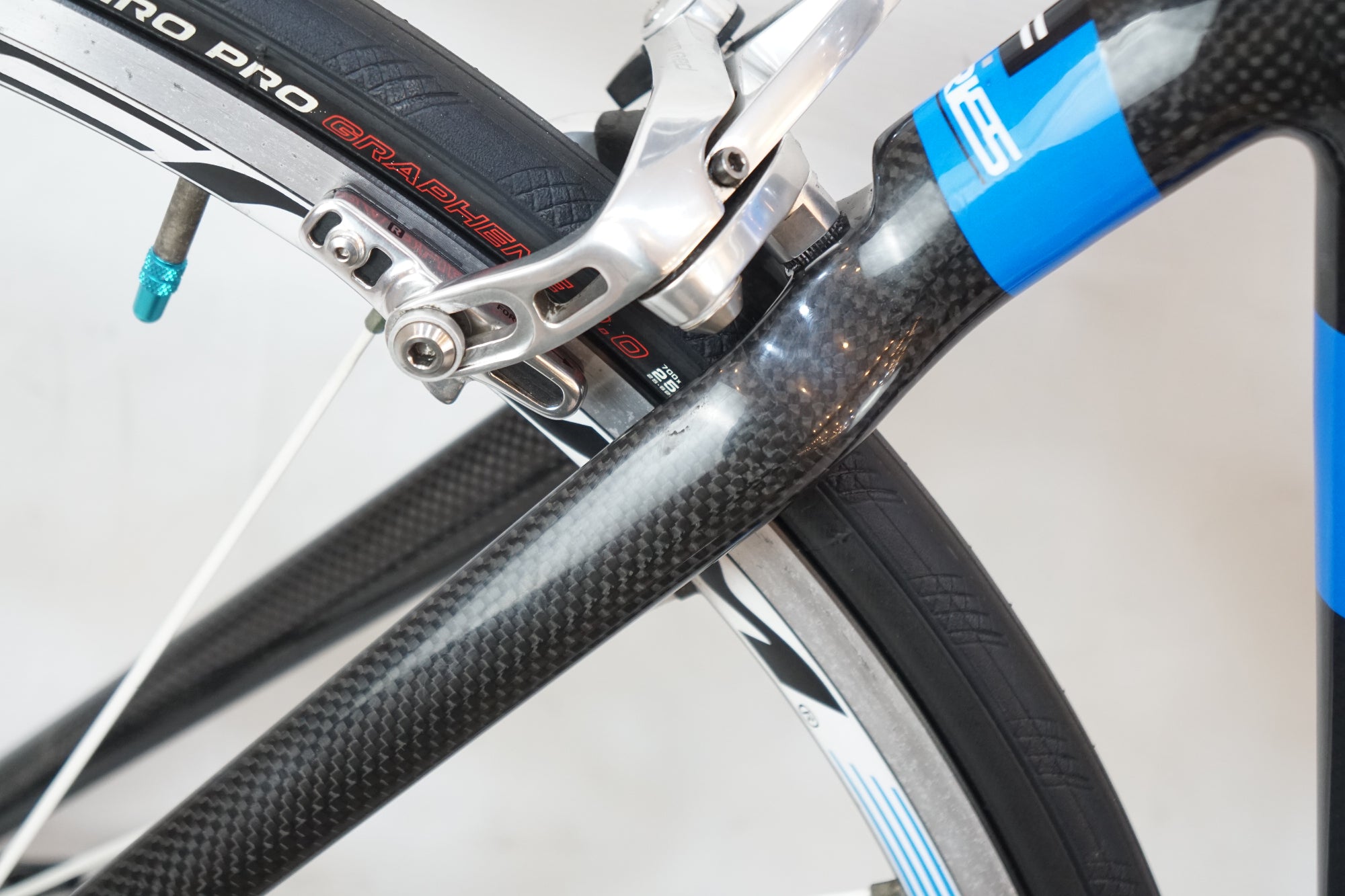 FELT 「フェルト」 F3 2010年モデル ロードバイク / バイチャリ浦和ベース