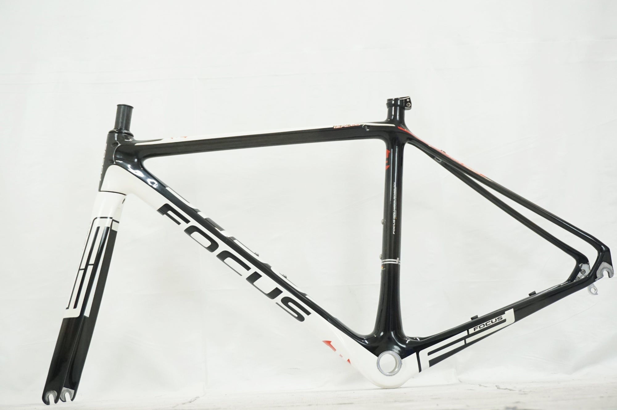 ジャンク FOCUS 「フォーカス」 IZALCO 2010年モデル フレームセット / 福岡アイランドシティ店