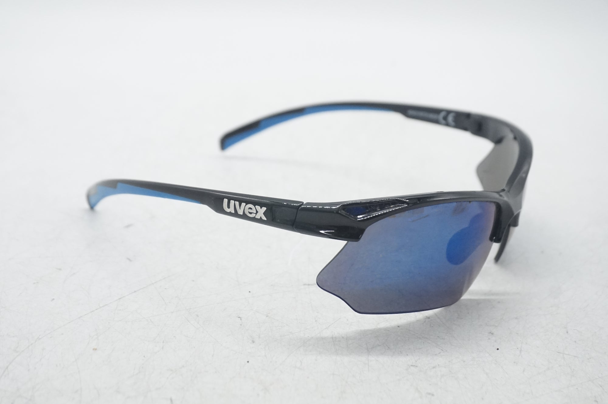 UVEX 「ウベックス」 SPORTSTYLE 802 アイウェア / 大阪門真店