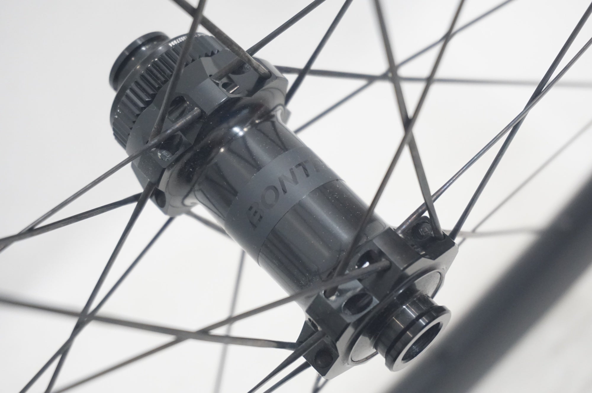 ボントレガー Aeolus Pro 37 カーボンホイール前後 おまけ付き BONTRAGER AEOLUS PRO 37 DISC ホイールセット 買取入荷！