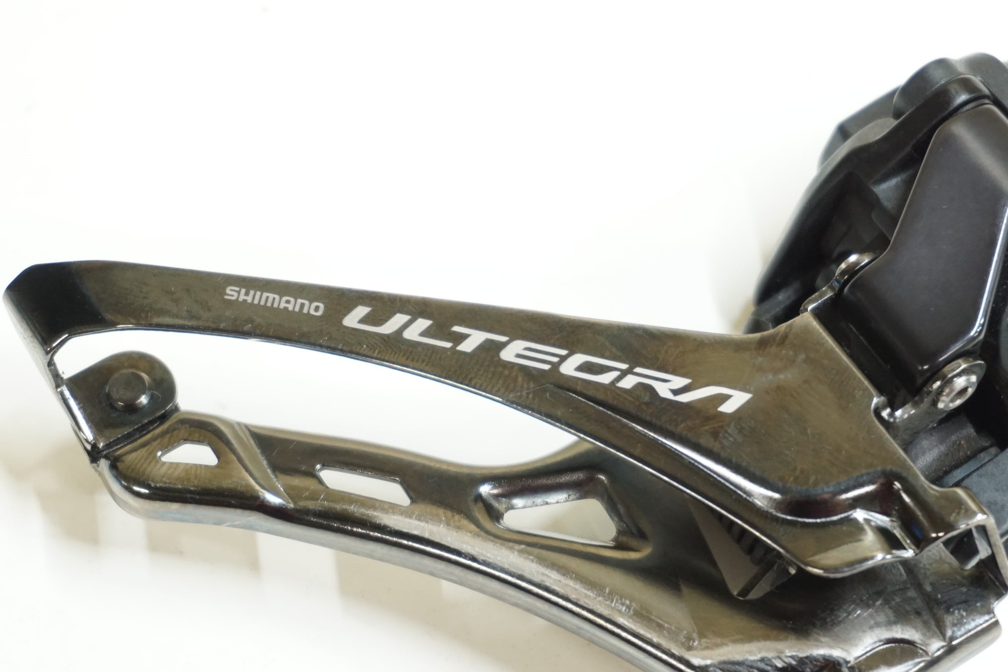 SHIMANO 「シマノ」 ULTEGRA Di2 FD-R8150 フロントディレイラー / 大宮店