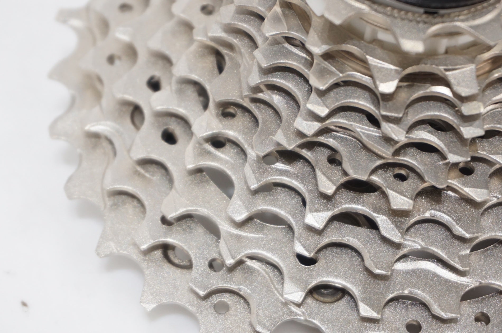 SHIMANO 「シマノ」 ULTEGRA CS-R8100 11-30T スプロケット / AKIBA店