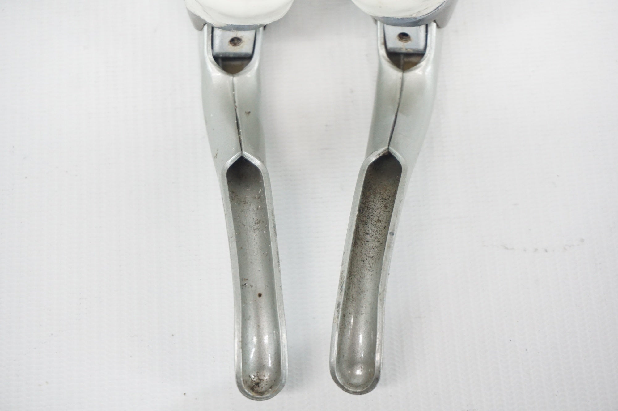 SHIMANO 105 BL-1055Nブレーキレバー デッドストック 未使用品 SHIMANO 「シマノ」 105 BL-1055 ブレーキレバー / 阪急塚口店