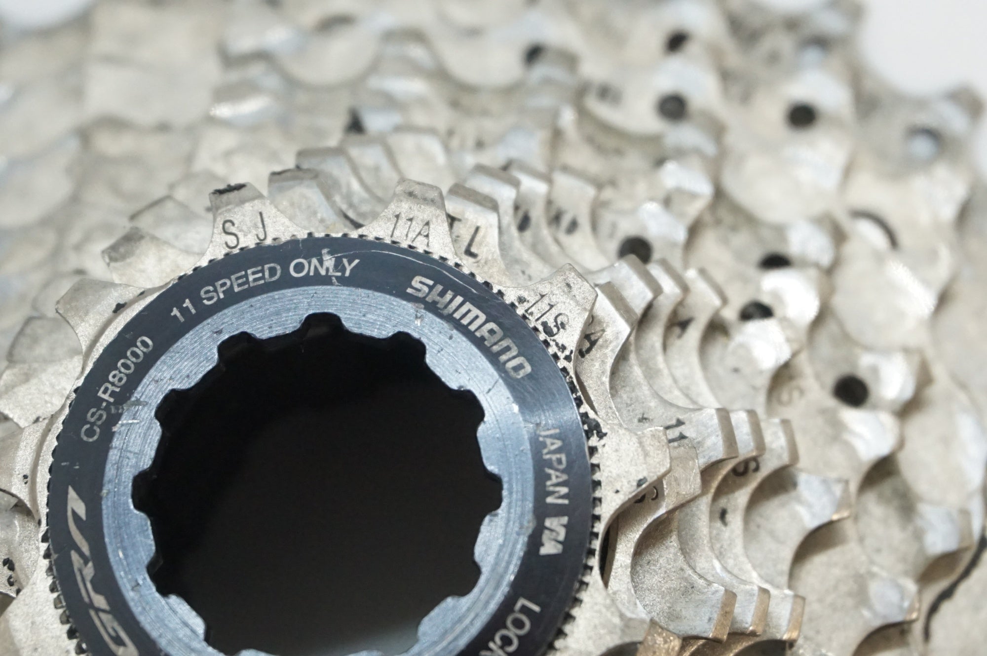SHIMANO 「シマノ」 ULTEGRA CS-R8000 11-30T スプロケット