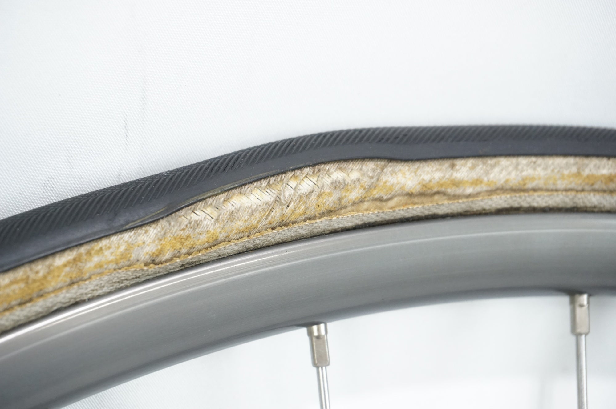 SHIMANO 「シマノ」 DURA-ACE HB-7400 ハブ ARAYA ADX-4 AERO 4