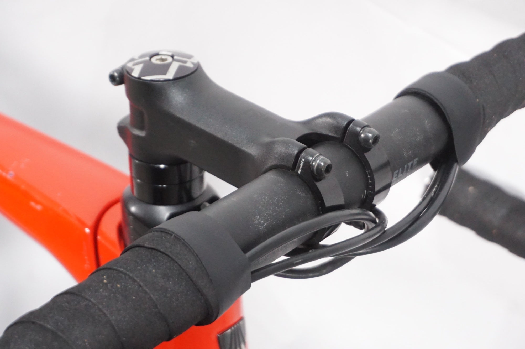 TREK 「トレック」 EMONDA SL6 DISC 2021-2022年モデル ロードバイク