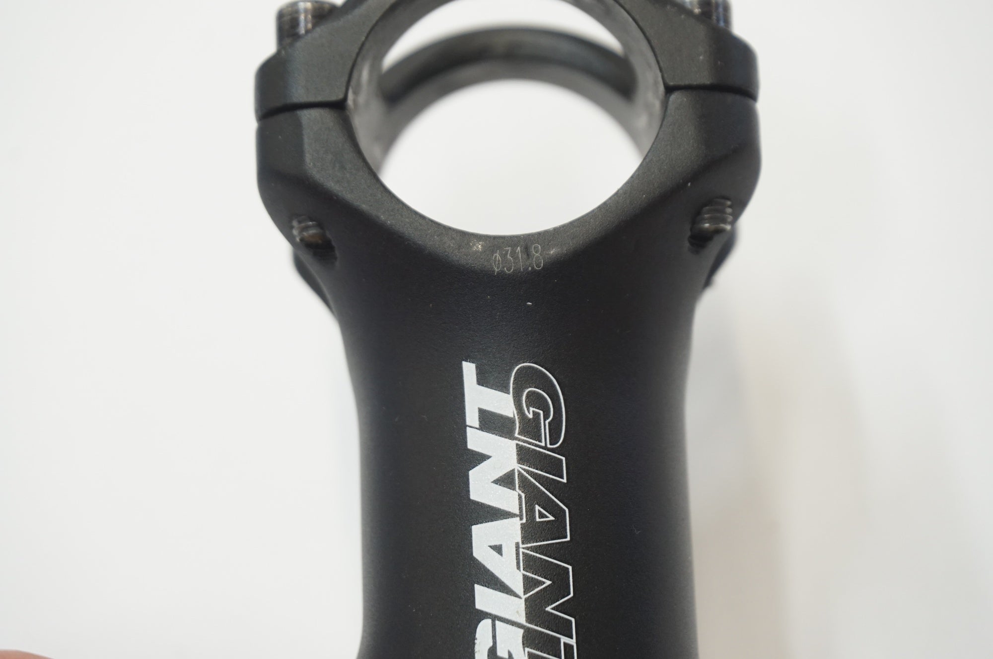 GIANT 「ジャイアント」 φ31.8 80mm ステム / 福岡店