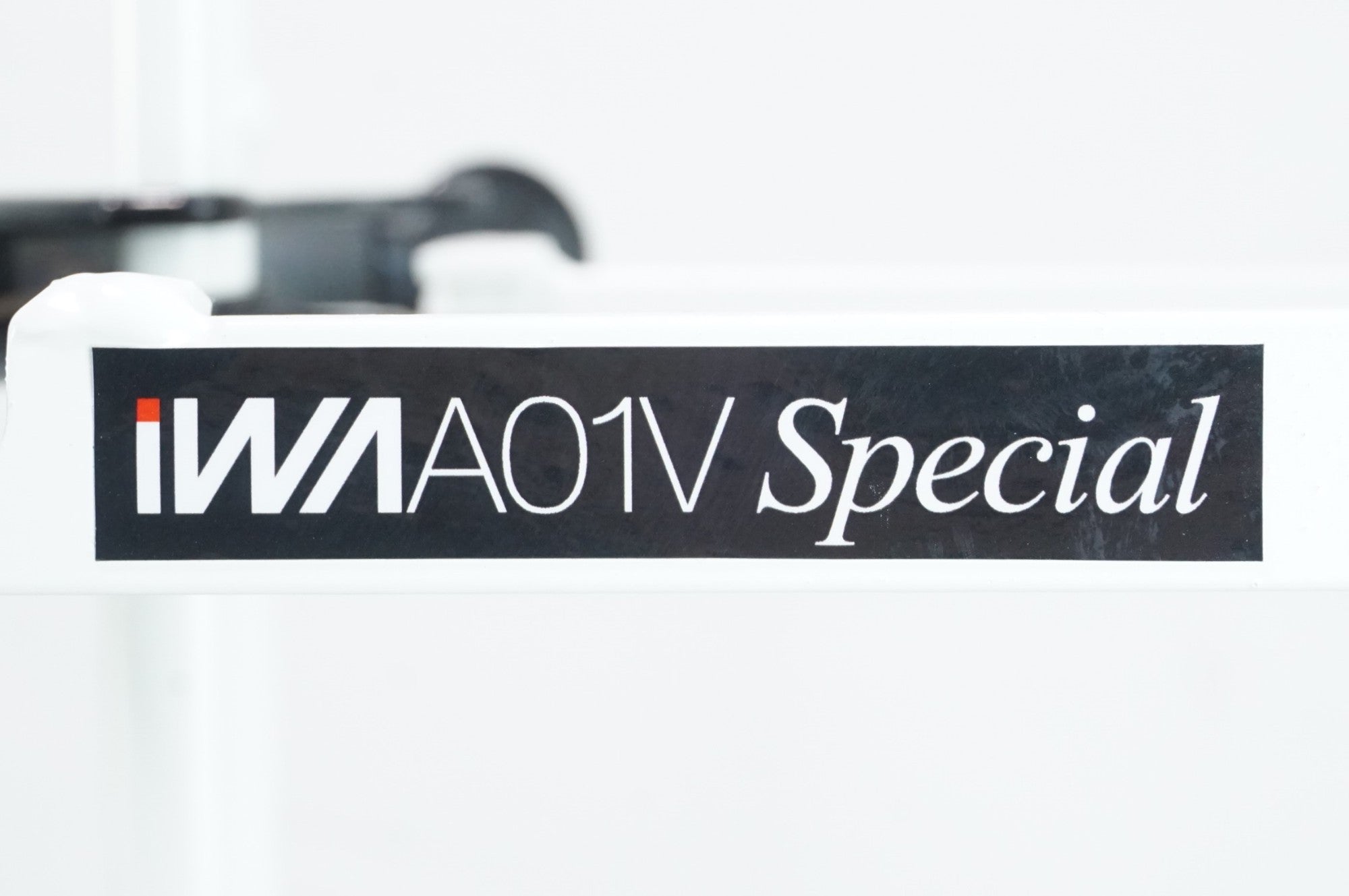 IWA 「イワ」 A01V バイクスタンド / 中目黒店