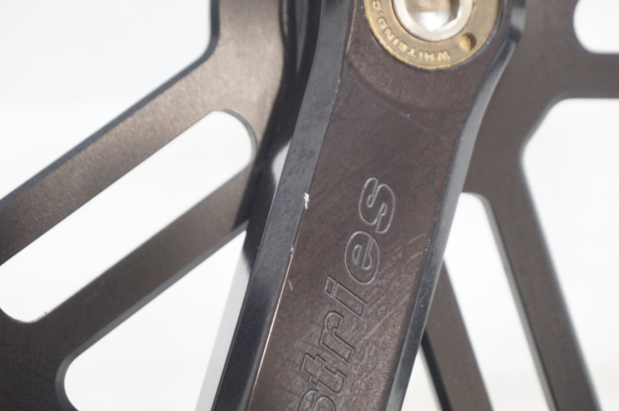 WHITE INDUSTRIES 「ホワイトインダストリーズ」 MR30 48T 170mm クランク / 福岡店