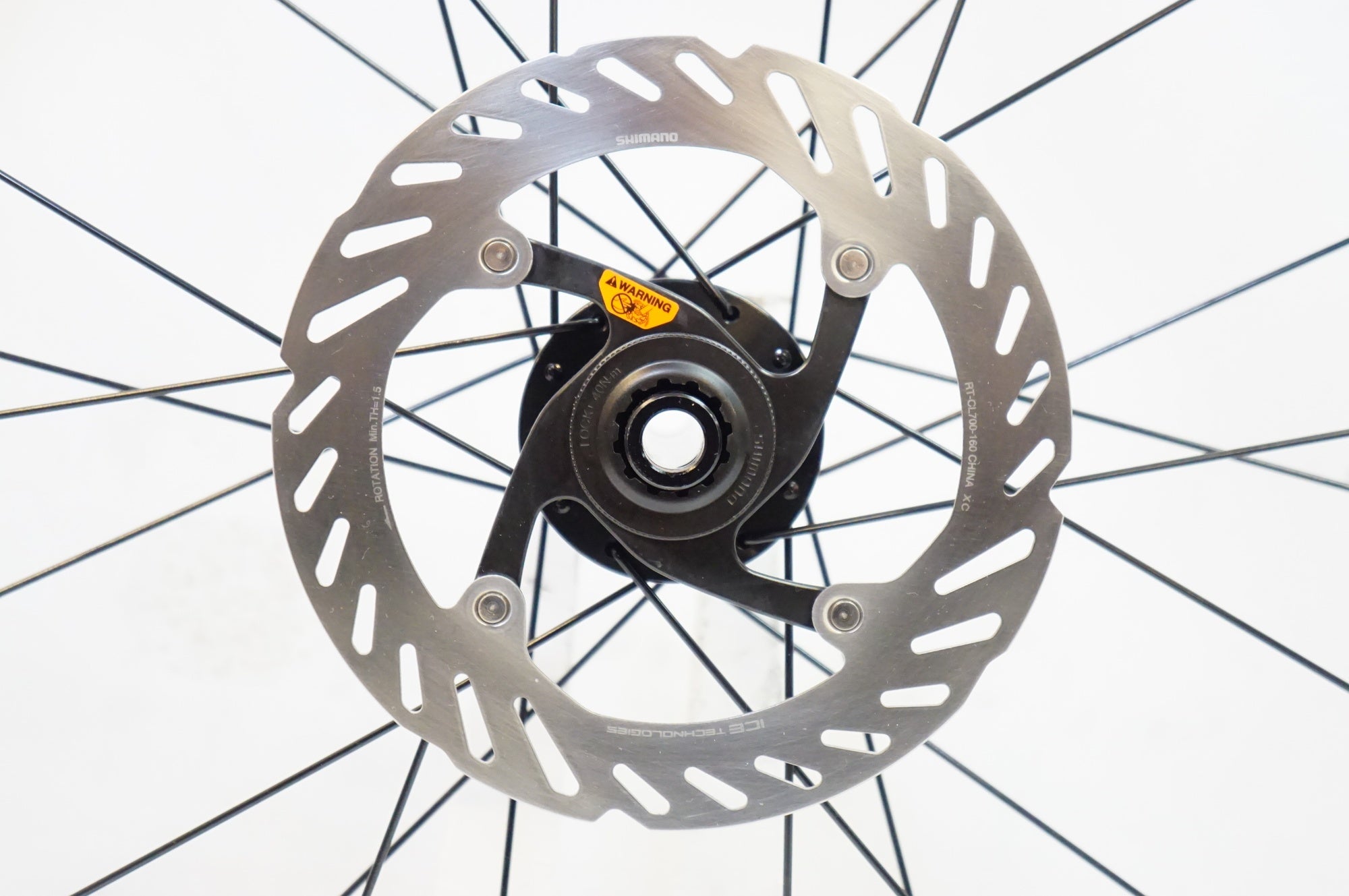 BONTRAGER 「ボントレガー」 PARADIGM TLR23 DISC シマノ11速 ホイール