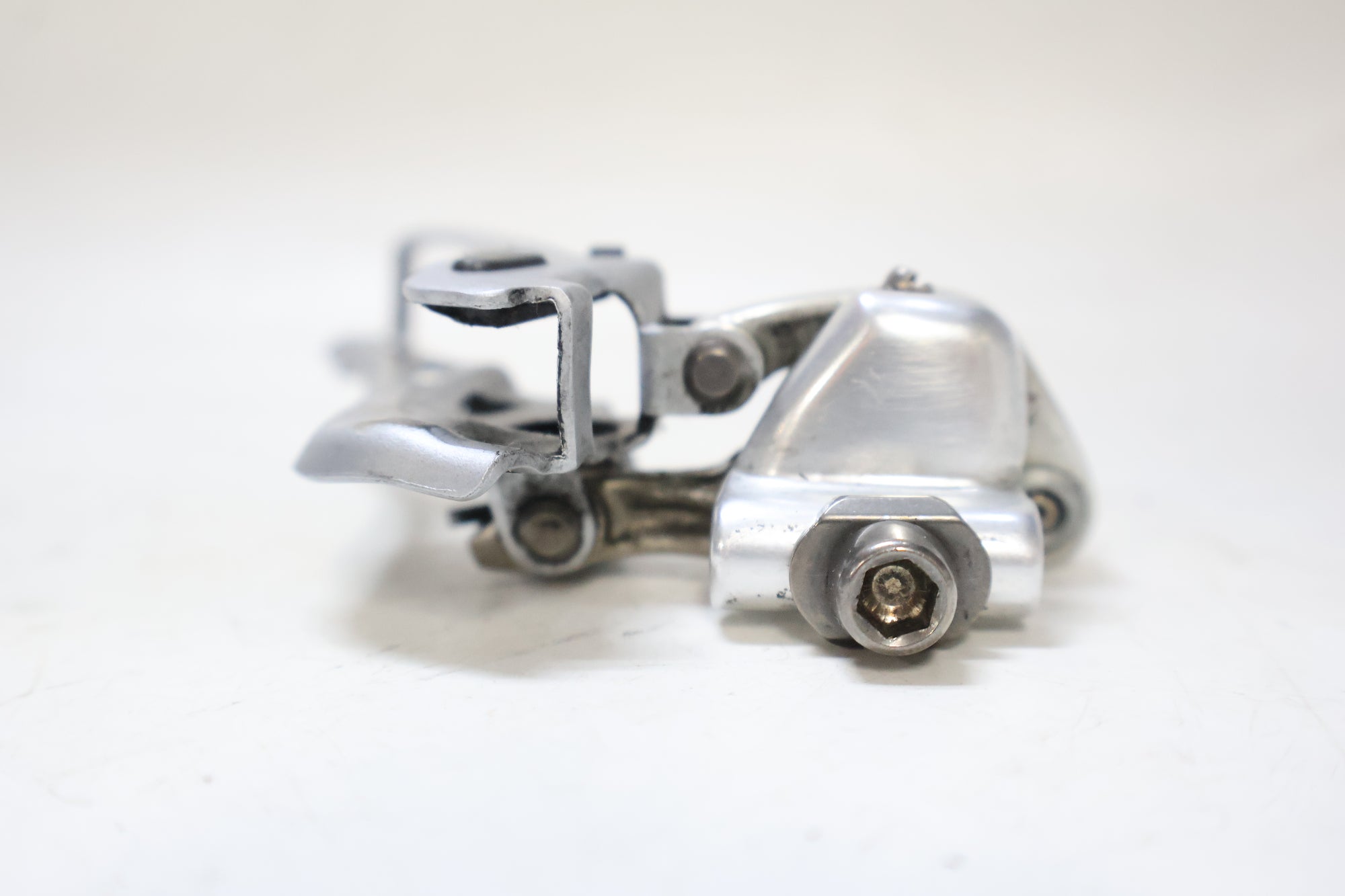 CAMPAGNOLO 「カンパニョーロ」 VELOCE フロントディレイラー / 高知店