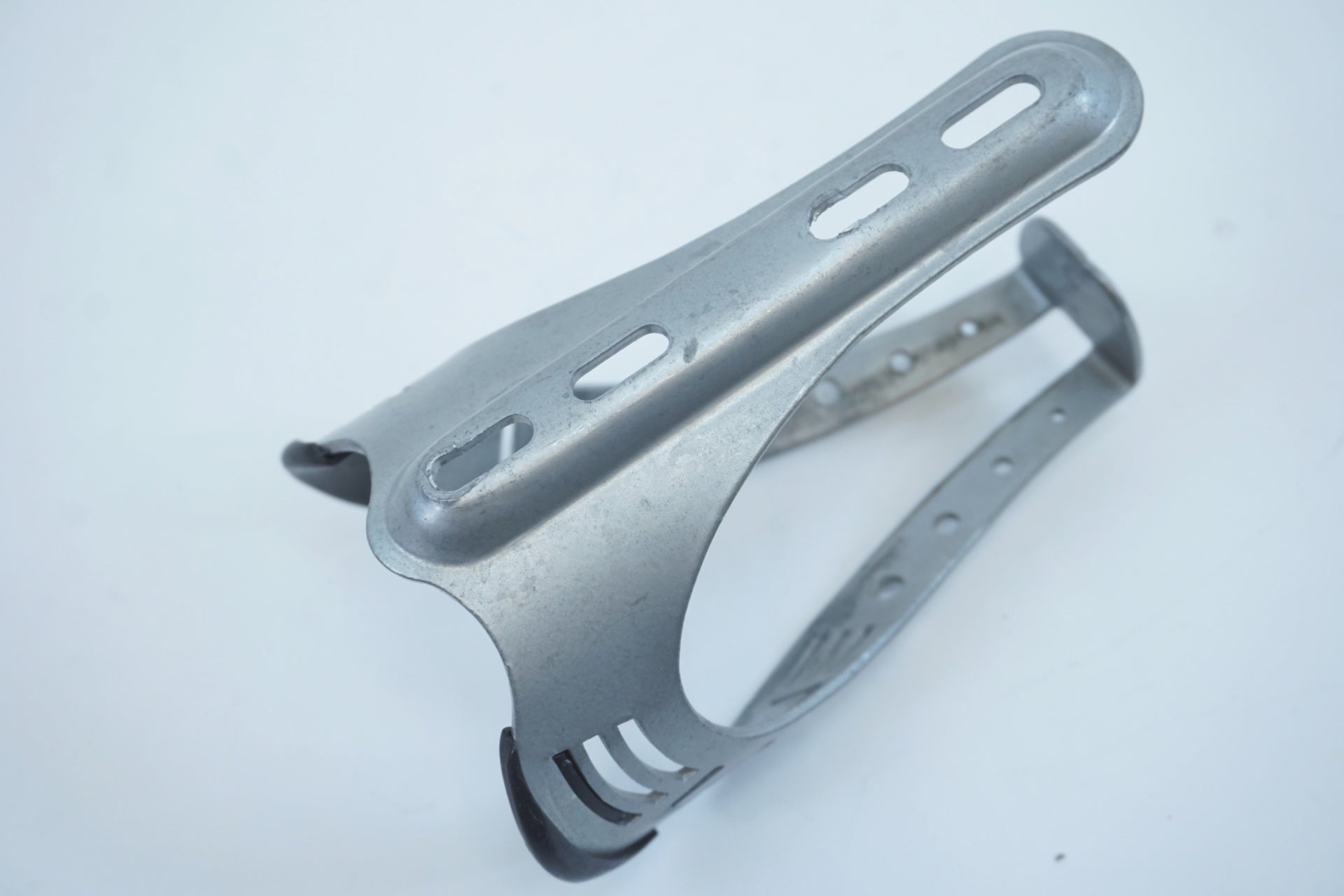 ELITE 「エリート」 ボトルケージ / 有明ガーデン店