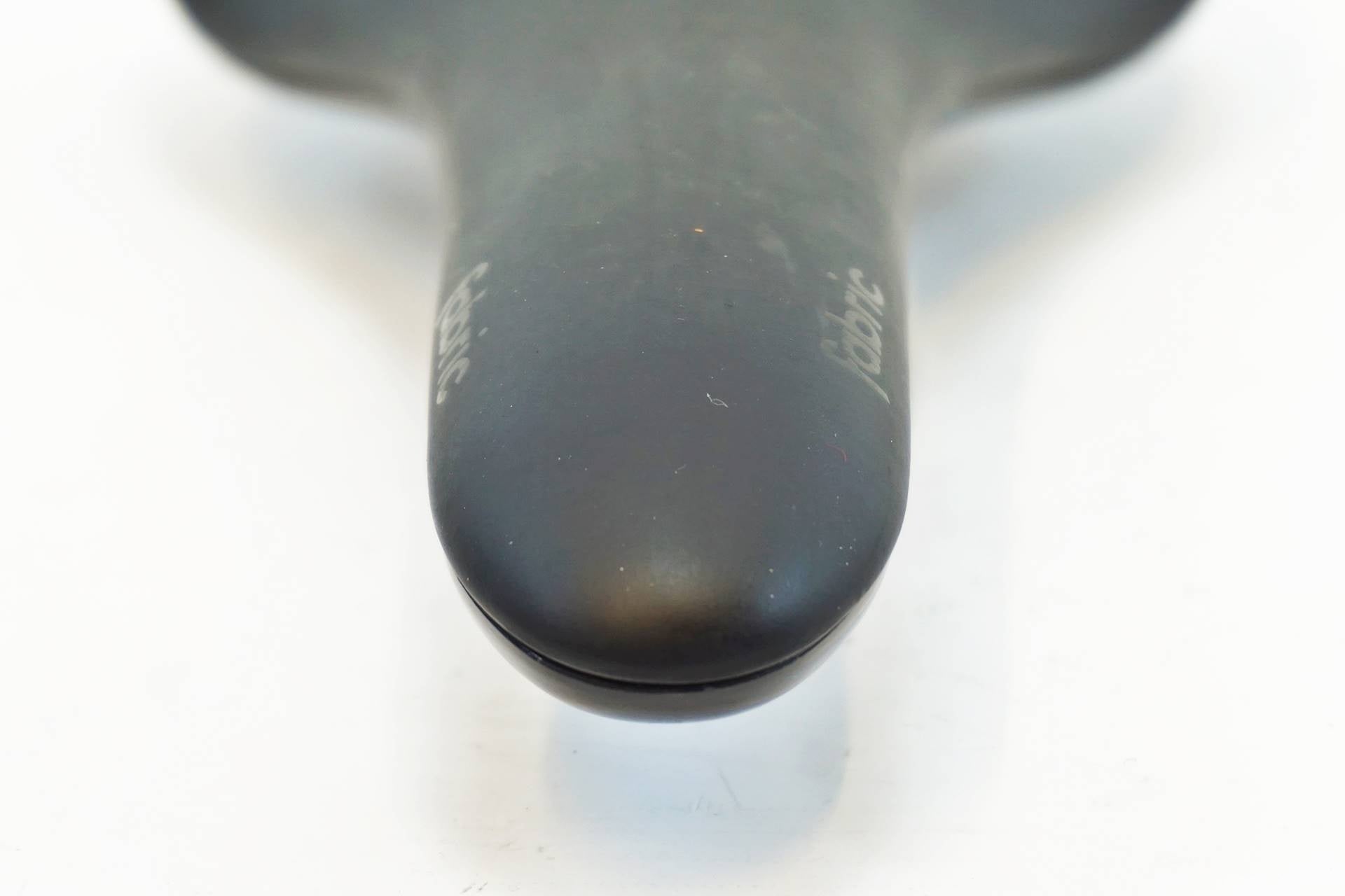 FABRIC 「ファブリック」 SCOOP RACE SHALLOW サドル / 有明ガーデン店