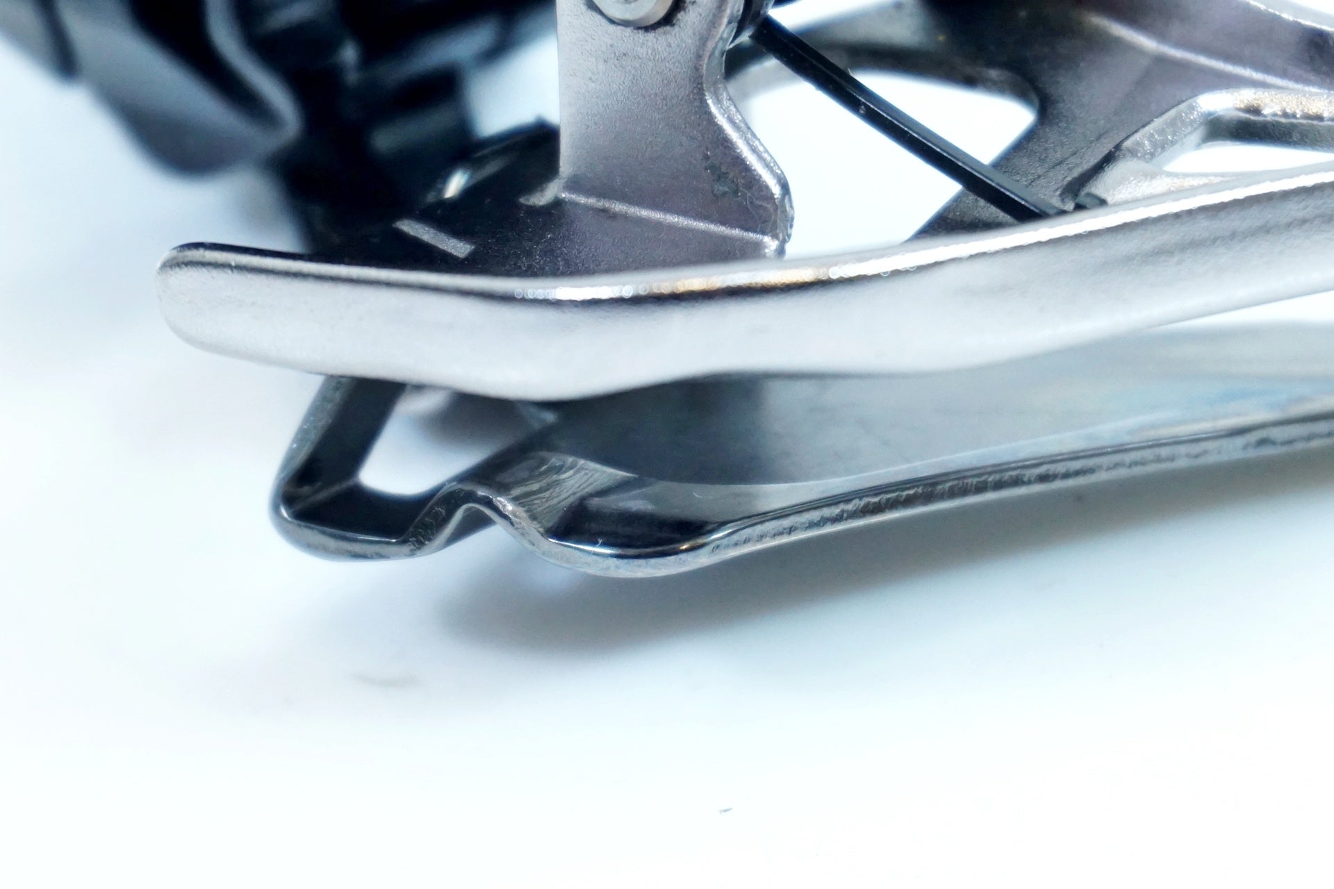 SHIMANO 「シマノ」 DURA-ACE FD-R9250 Di2 フロントディレイラー