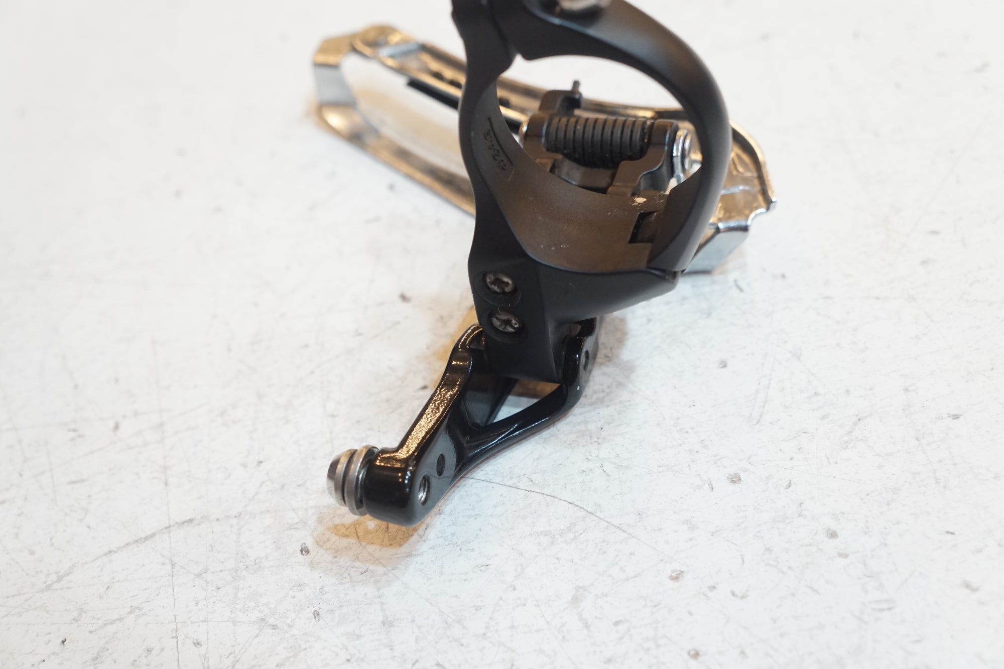 SHIMANO 「シマノ」 105 FD-5800 フロントディレイラー / バイチャリ浦和ベース