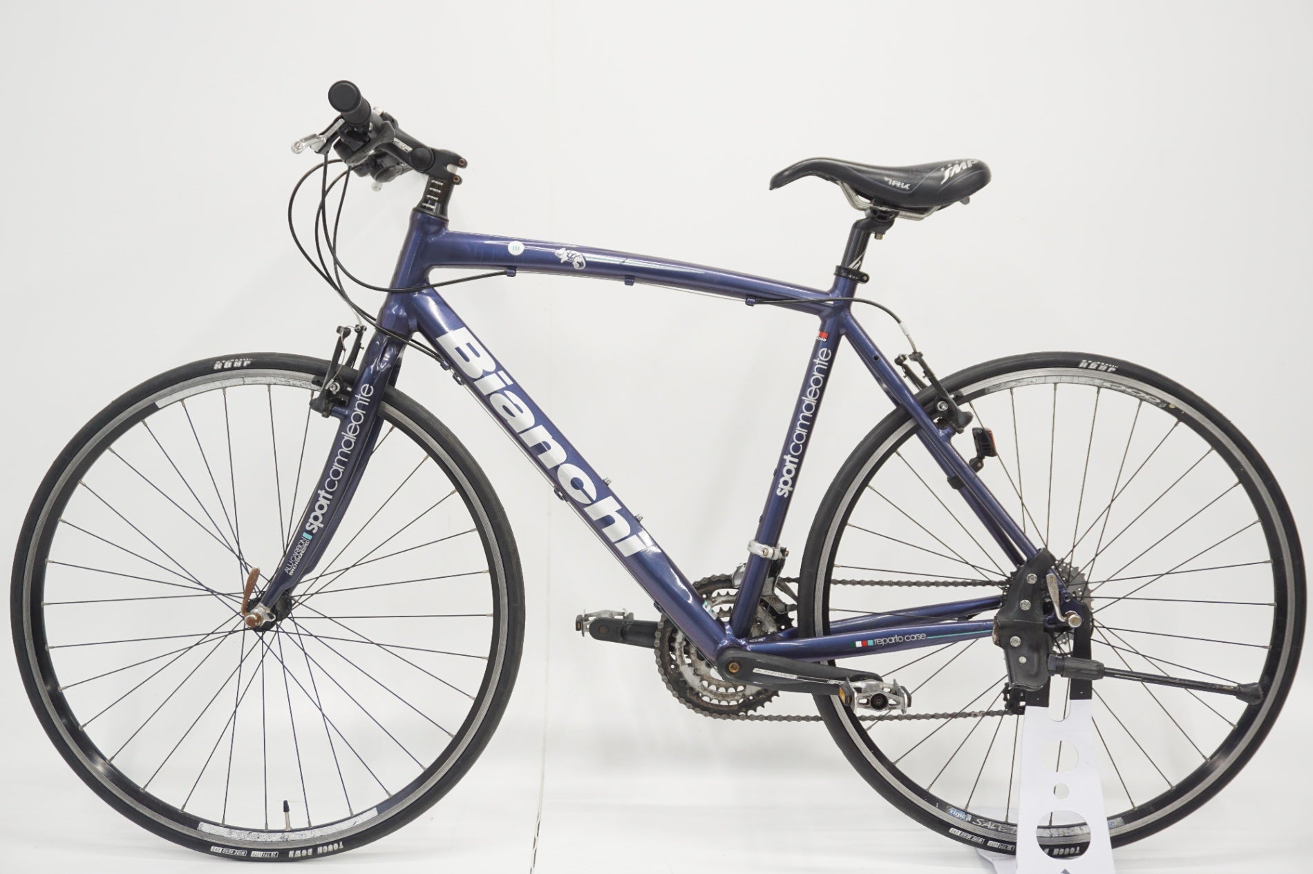 クリスマスツリー特価！ CAMALEONTE 「ビアンキ」 BIANCHI 3 クロス 2013年モデル ALU 自転車本体