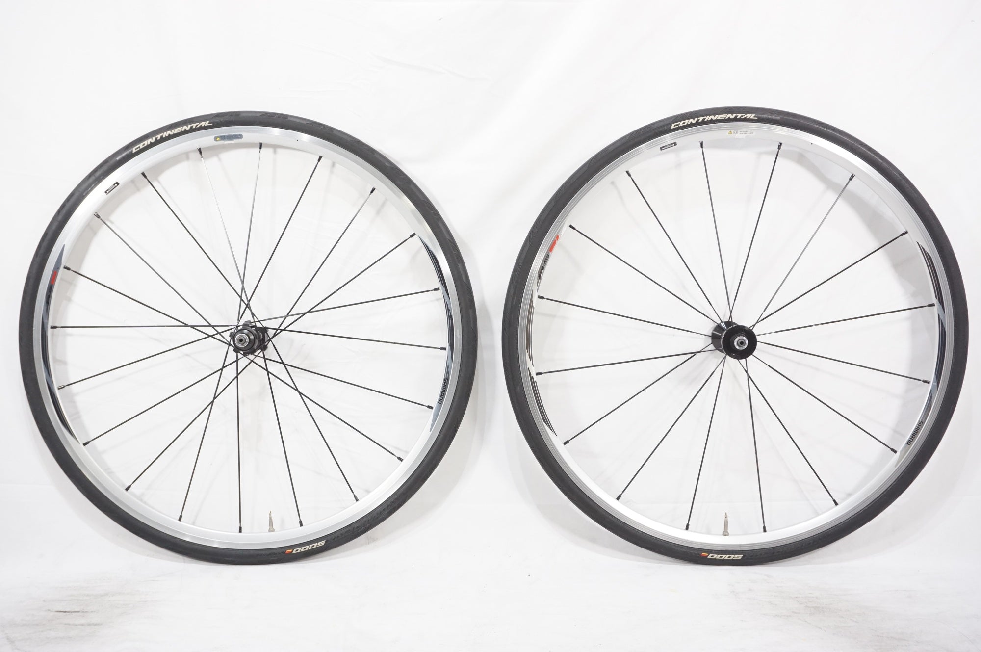 シマノ SHIMANO WH-RS21 前後ホイールセット【シルバーリム】 SHIMANO 「シマノ」 WH-RS21 シマノ11速 ホイールセット / AKIBA店