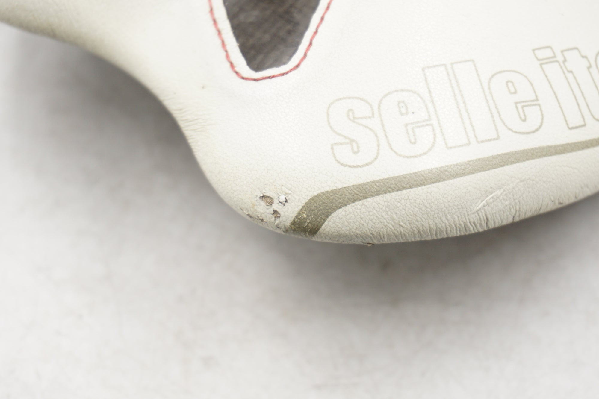 SELLE ITALIA 「セライタリア」 SLR サドル / 奈良店