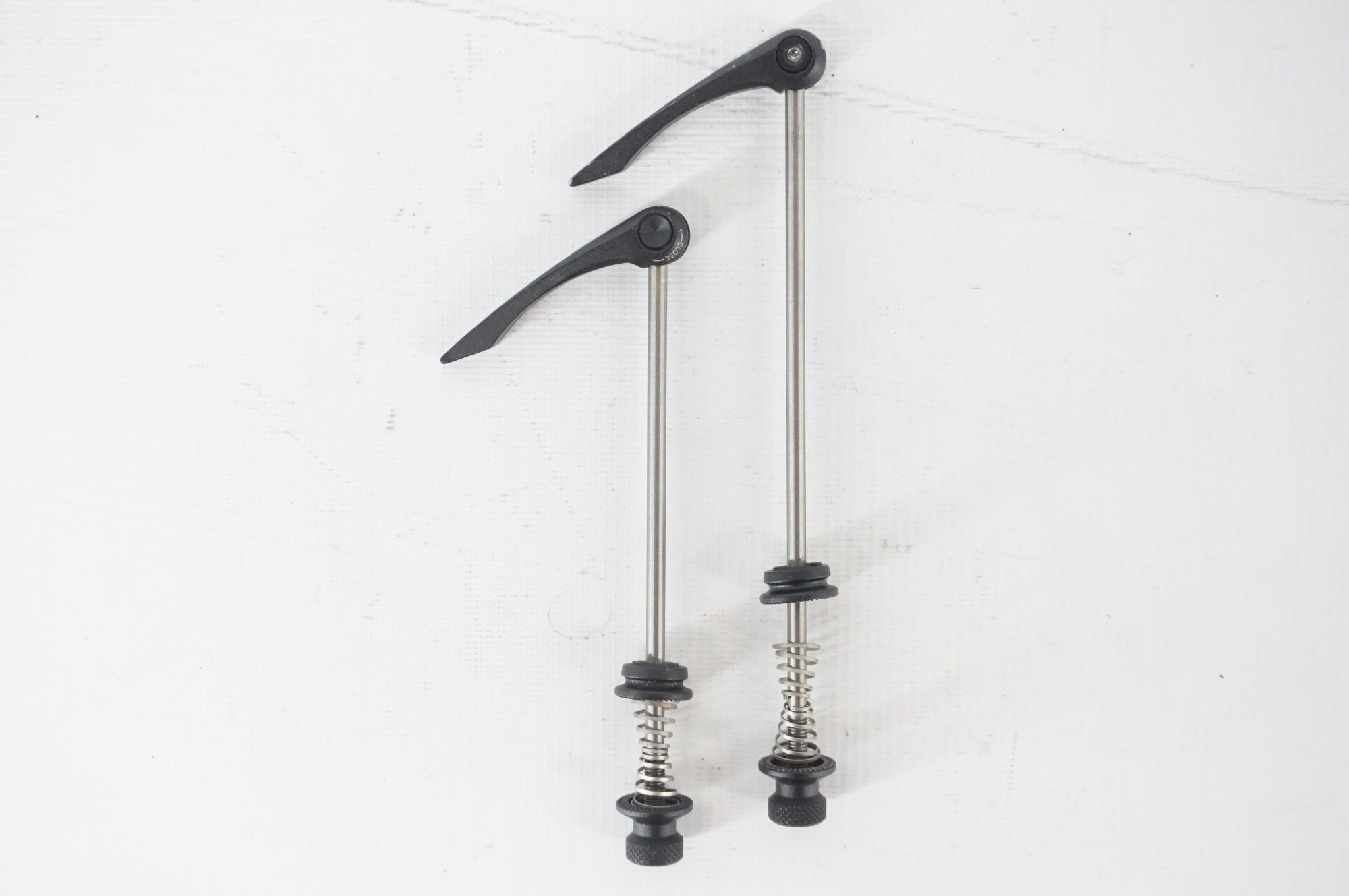 ENVE 「エンヴィ」 クイックリリース / 阪急塚口店