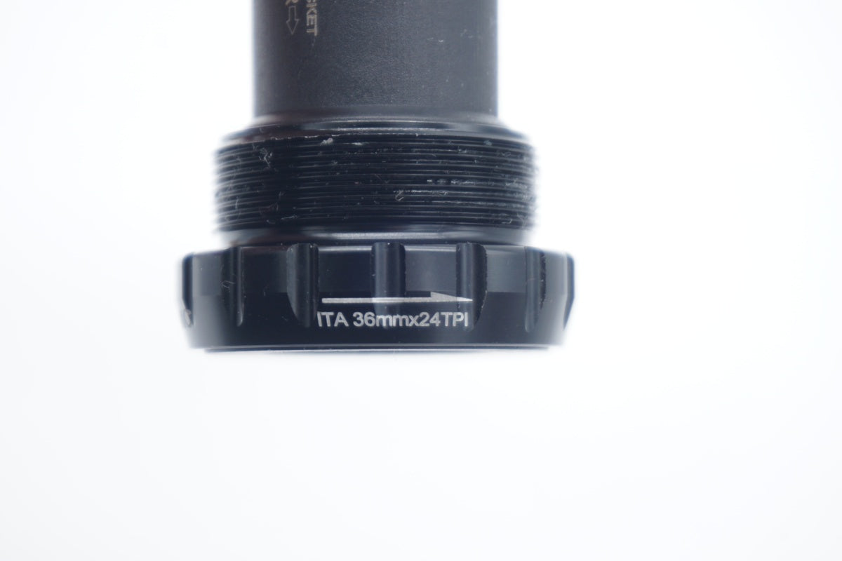 TNI 「ティーエヌアイ」 CERAMIC BOTTOM BRACKET ITA-24 ボトムブラケット / 滋賀大津店