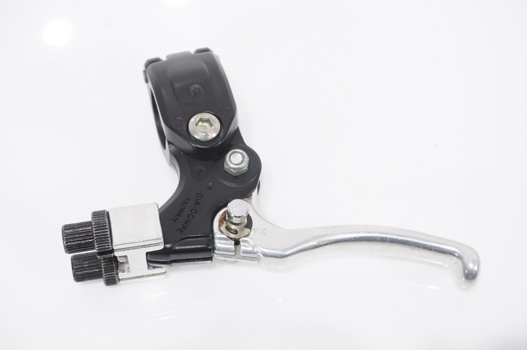 DIA COMPE 「ダイアコンペ」 TECH-77W Wケーブルプルブレーキレバー / AKIBA店