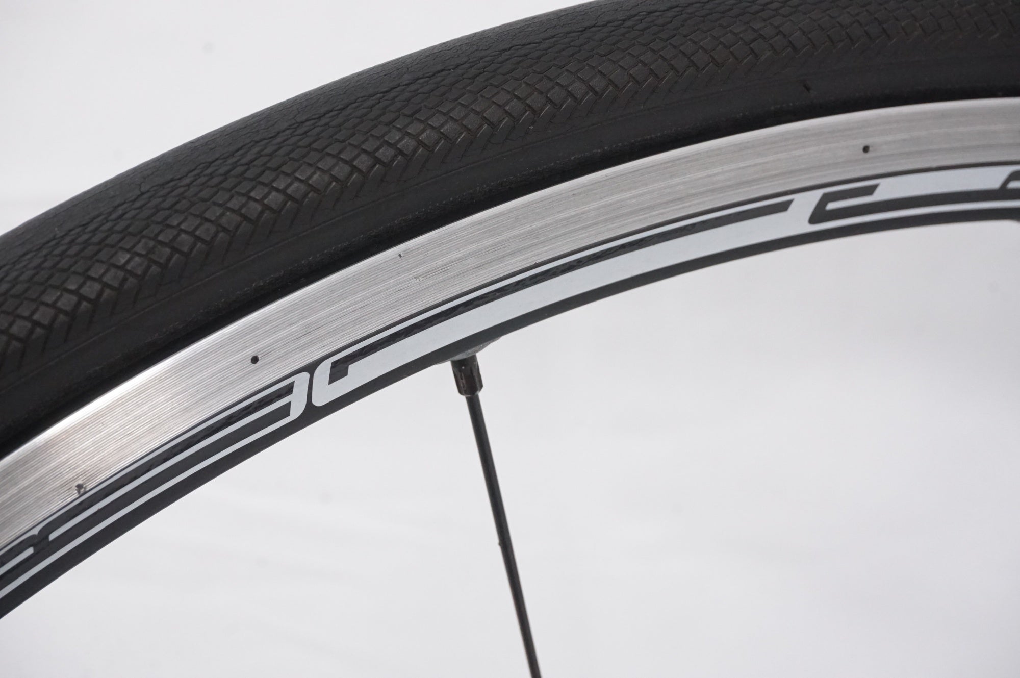 DT SWISS「ディーティースイス」R1650 ホイールセット / AKIBA店