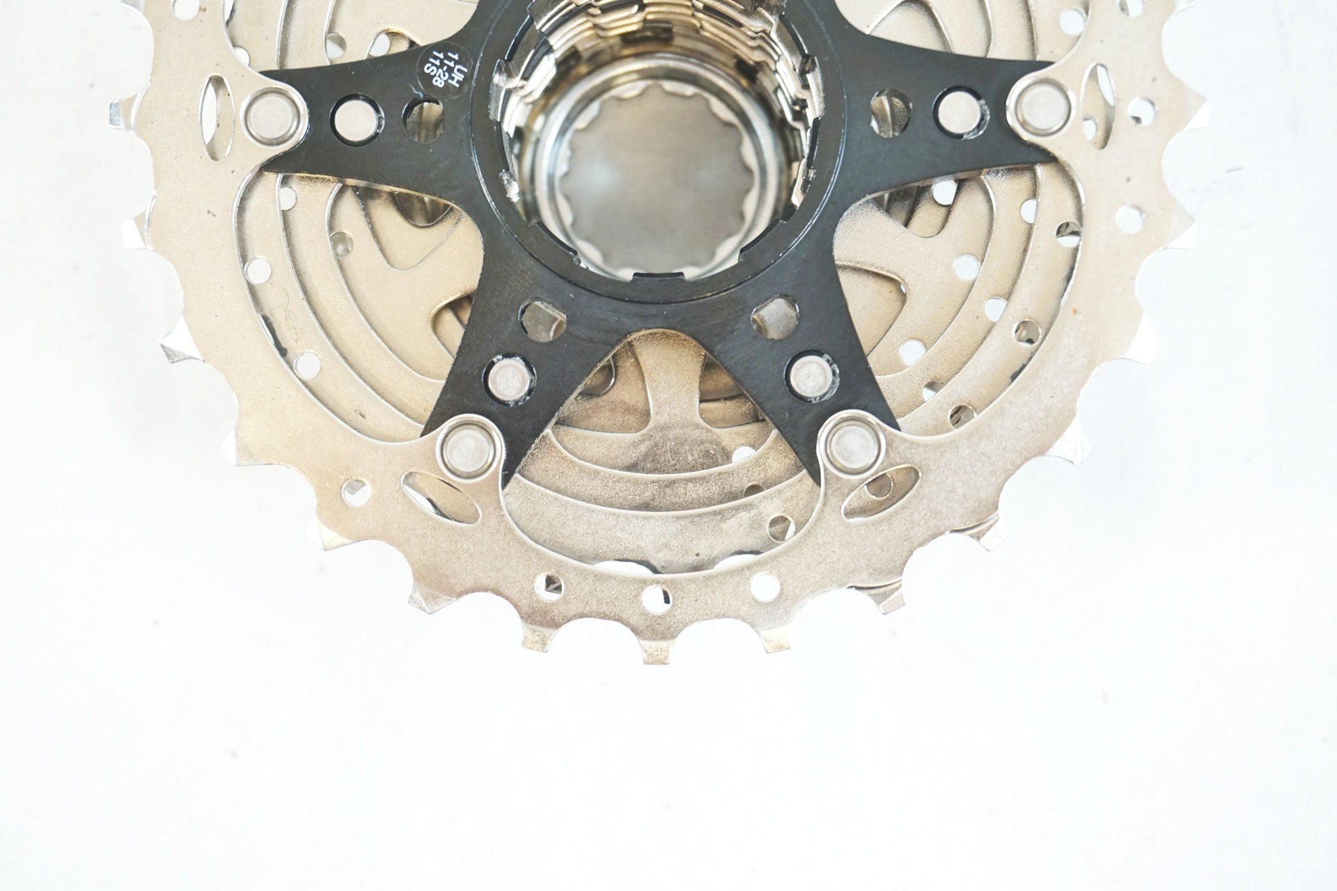 ELITE VOLANO / ヴォラーノ 105 スプロケCS-R7000付 SHIMANO 「シマノ」 105 CS-R7000 11-28T スプロケット / 有明ガーデン